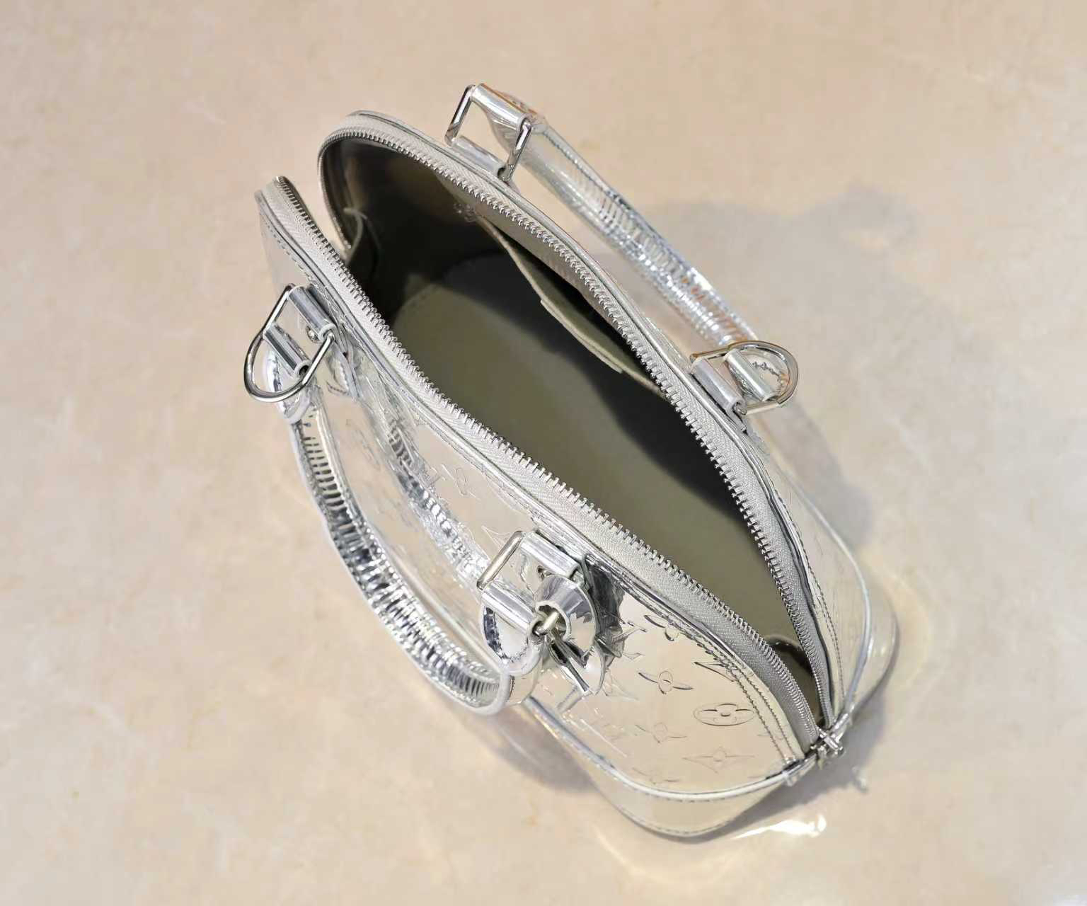 Louis Vuitton Hot New Product-133