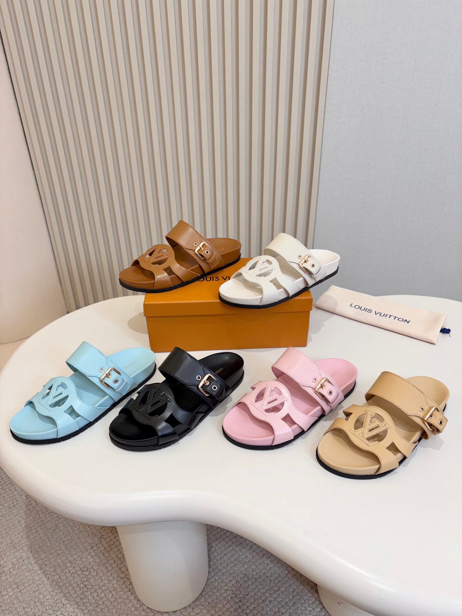 LV Summer footwear
