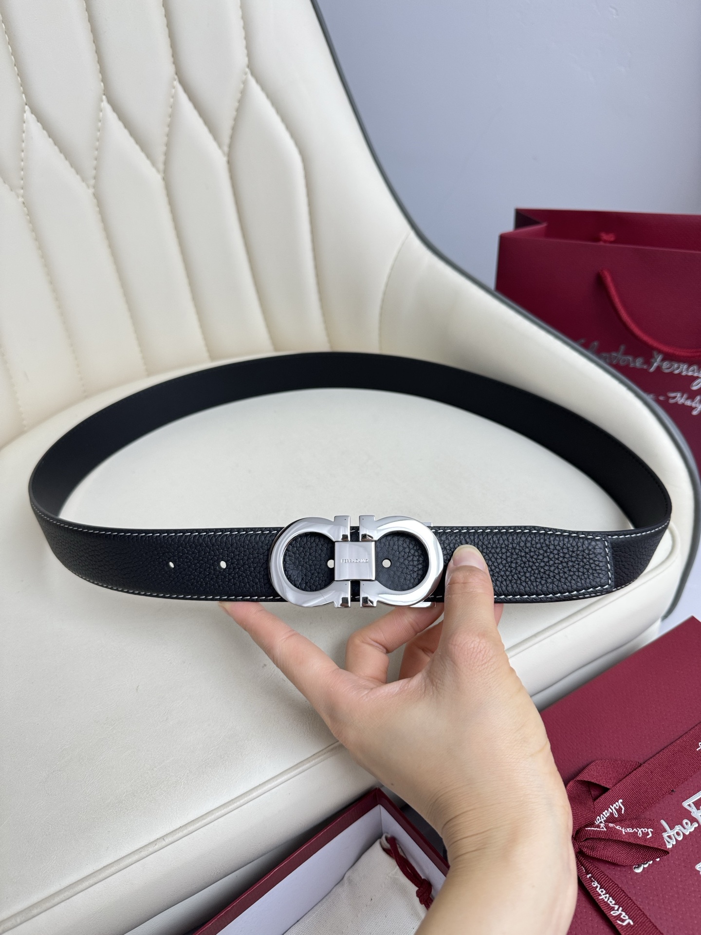 Ferragamo belt-101