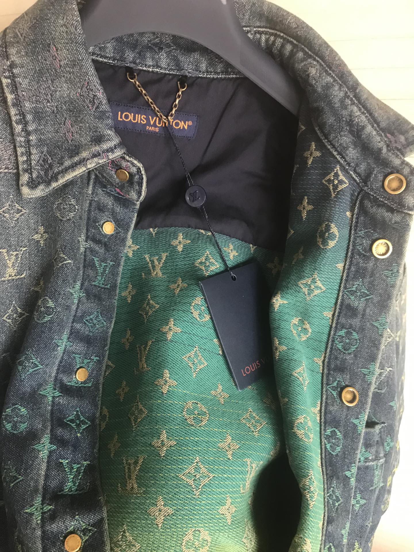 LV Clothing-15