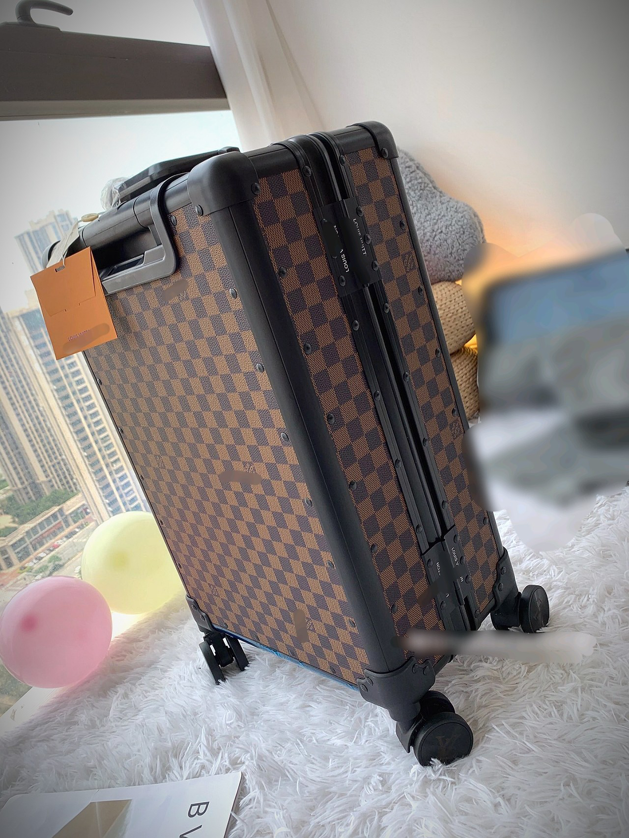 Gucci luggage-29