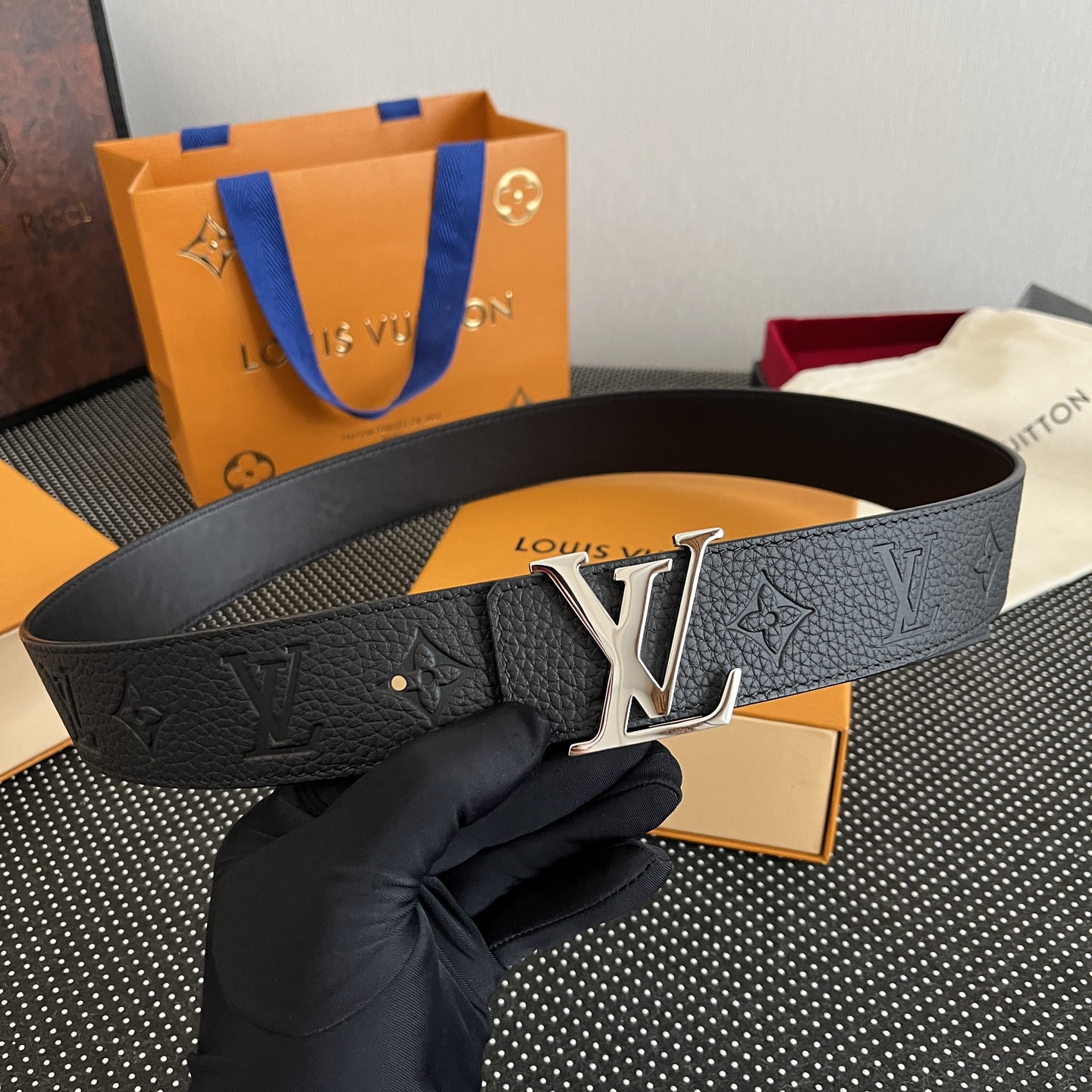 Lv belt-124