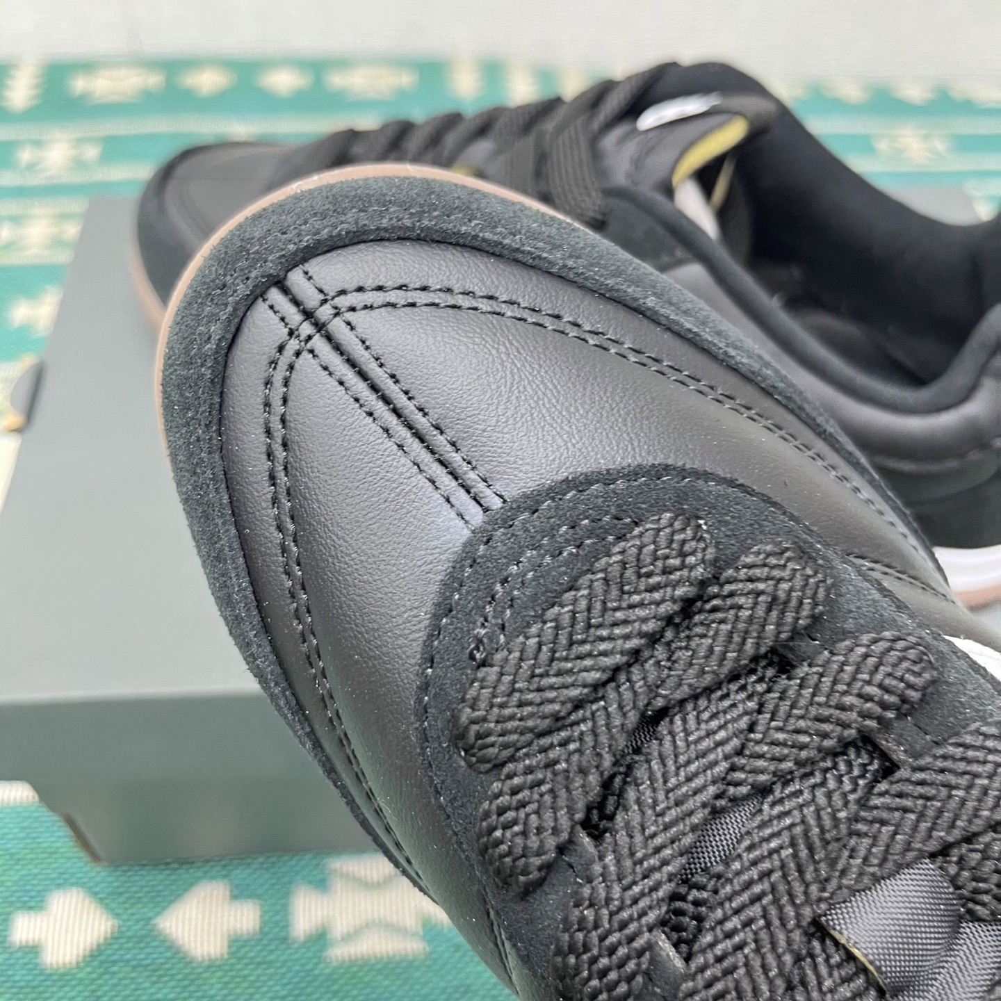 New Balance Sneakers-244