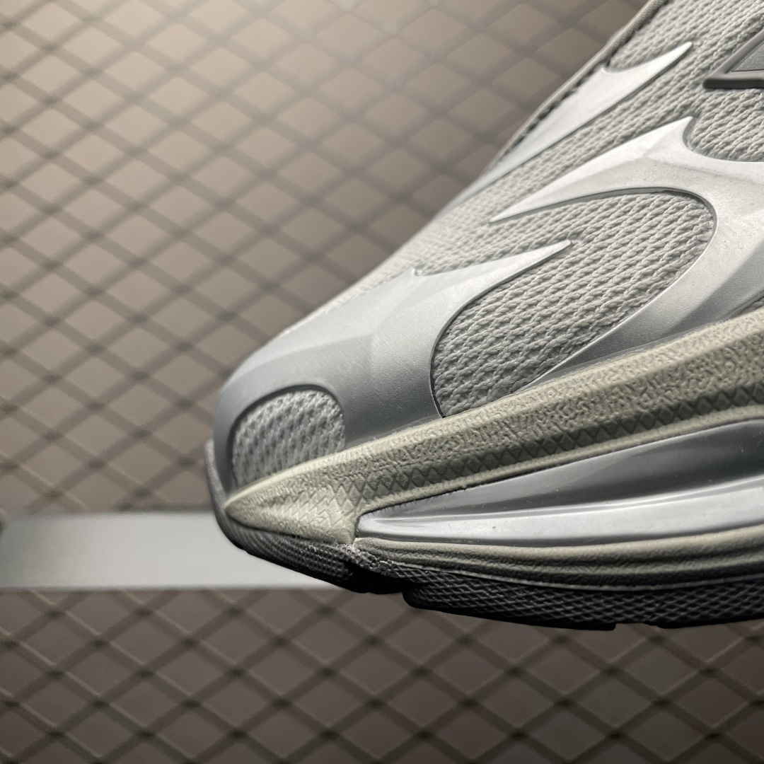 New Balance Sneakers-354