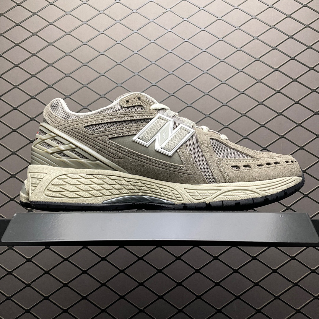 New Balance Sneakers-37