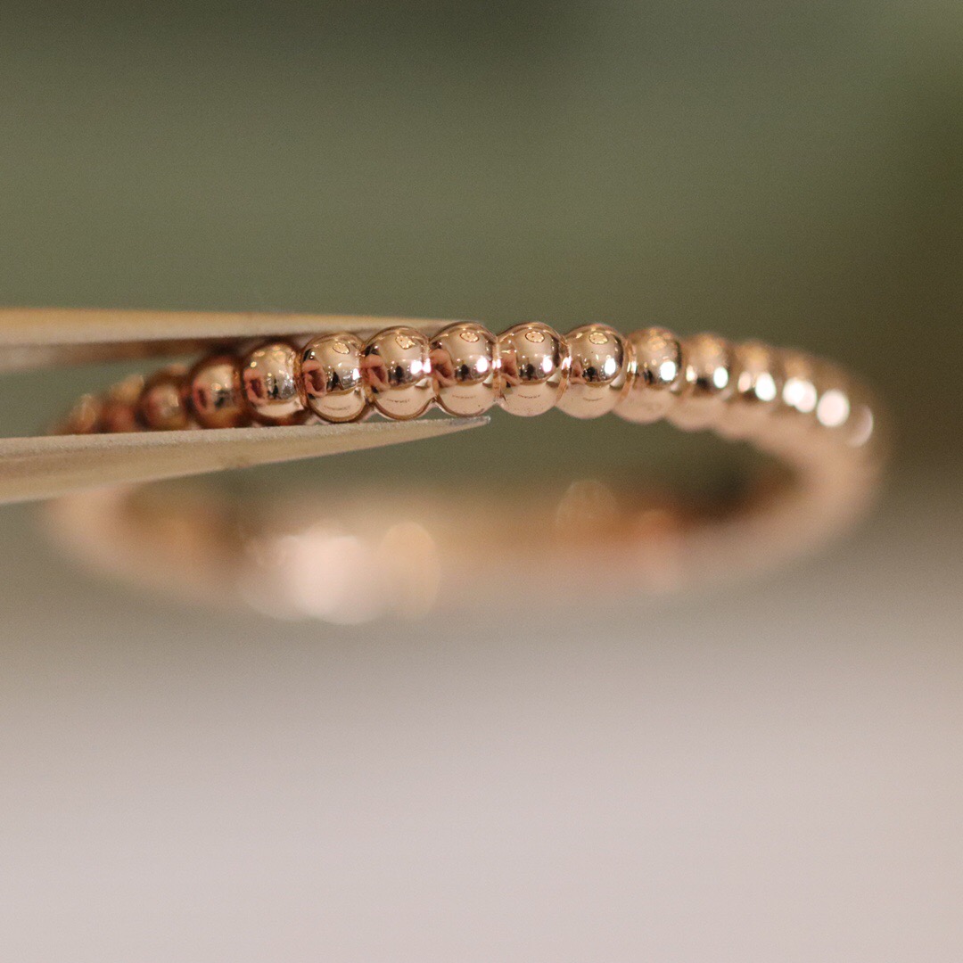 Van Cleef & Arpels ring-79