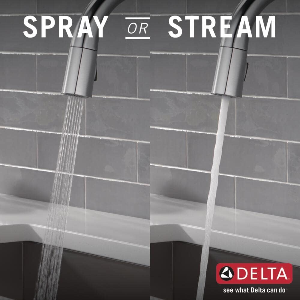 Delta Faucet Monrovia Brushed Nickel Kitchen Faucet, Kitchen Faucets with Pull Down Sprayer, Kitchen Sink Faucet with Magnetic Docking, Lumicoat Arctic Stainless 9191-AR-PR-DST