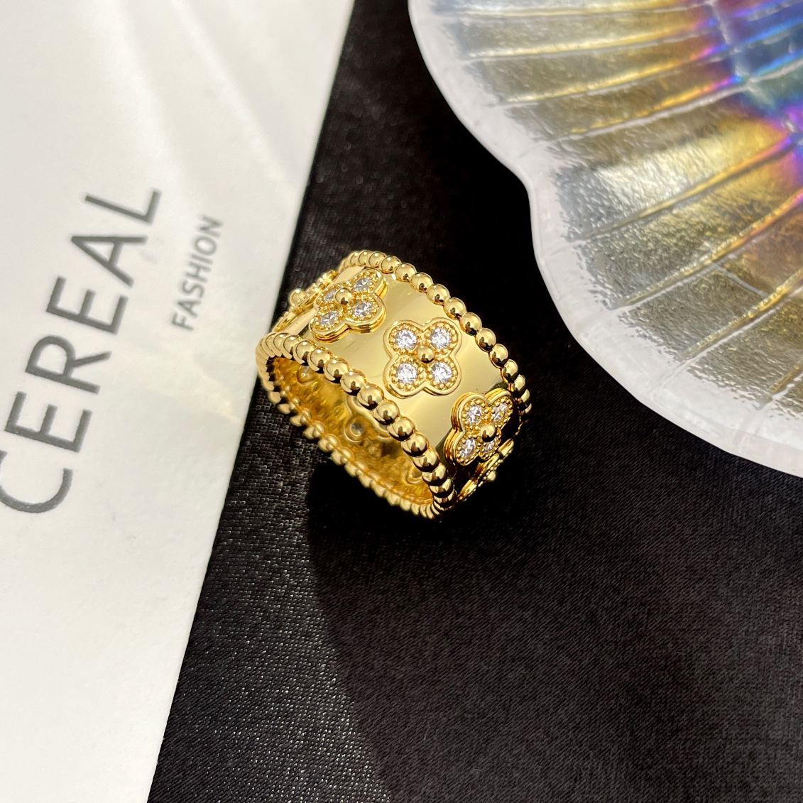 Van Cleef & Arpels ring-67