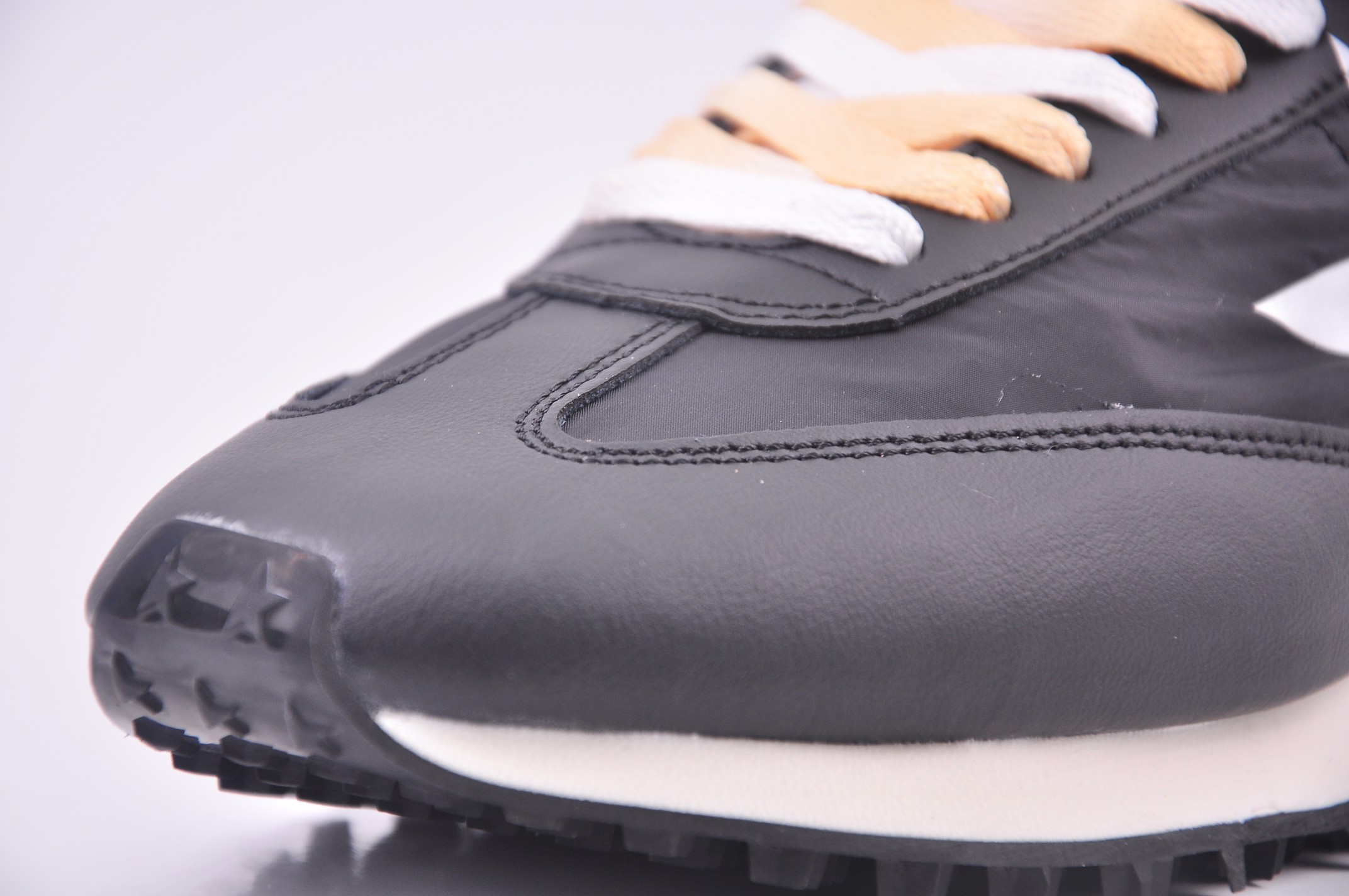 Golden Goose Sneakers-73