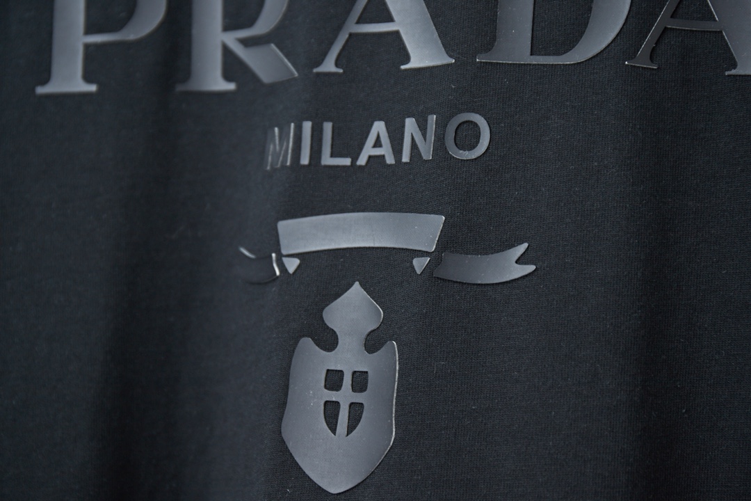 Prada clothing-233