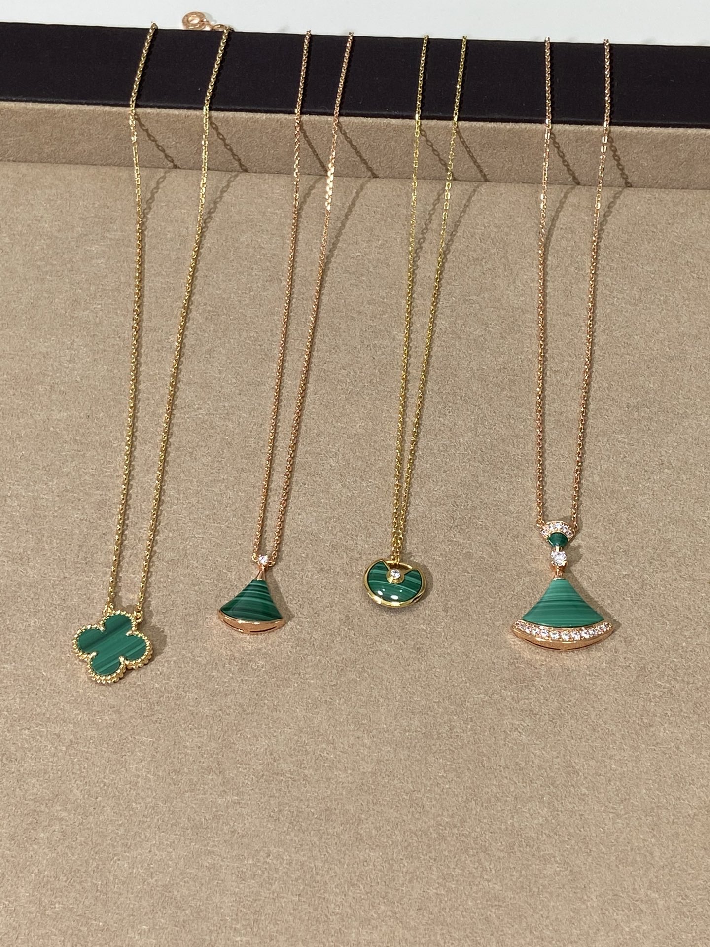 Van Cleef & Arpels Bracelet-96