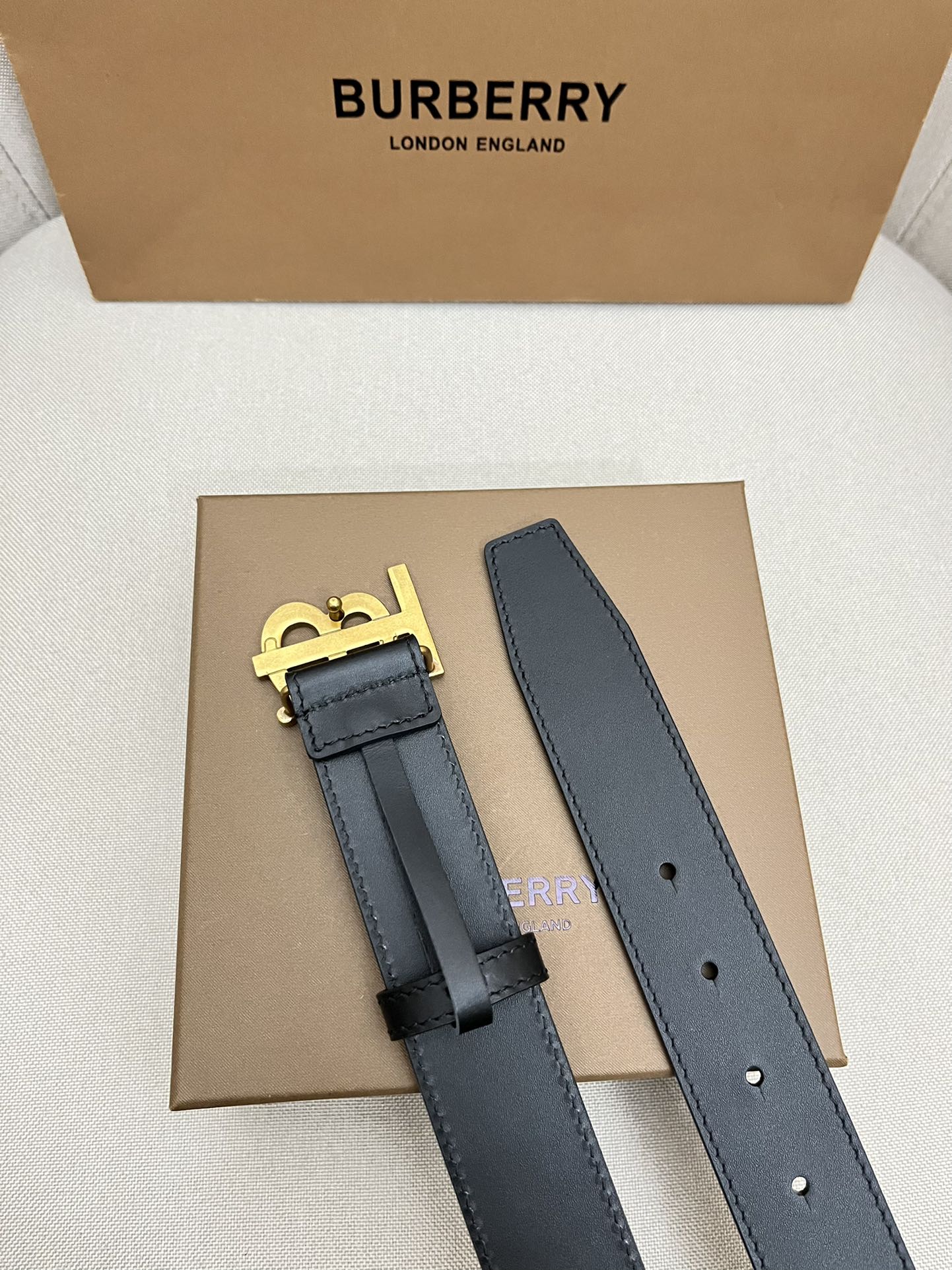 Burberry belt-96