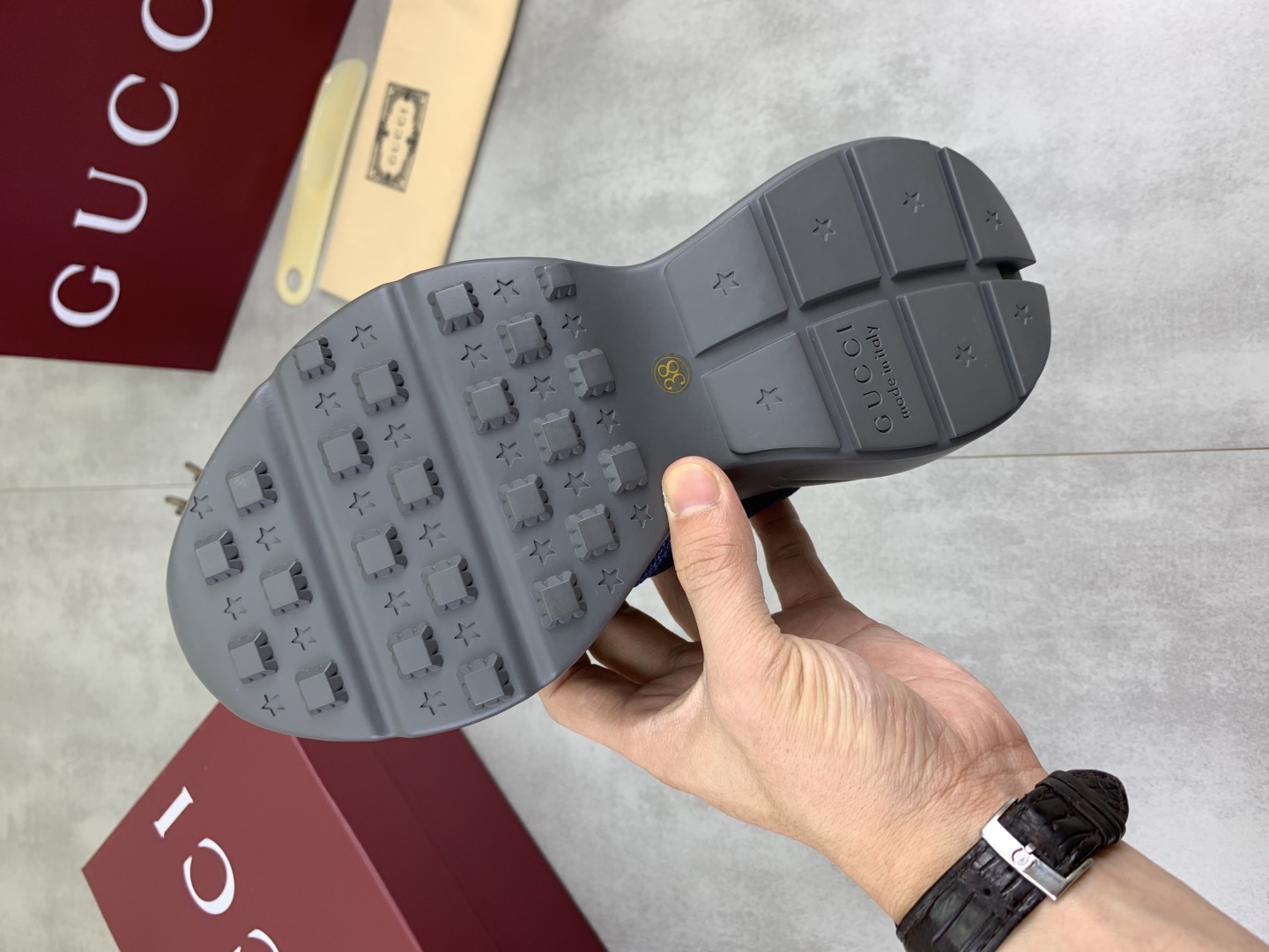 Gucci Sneakers-180