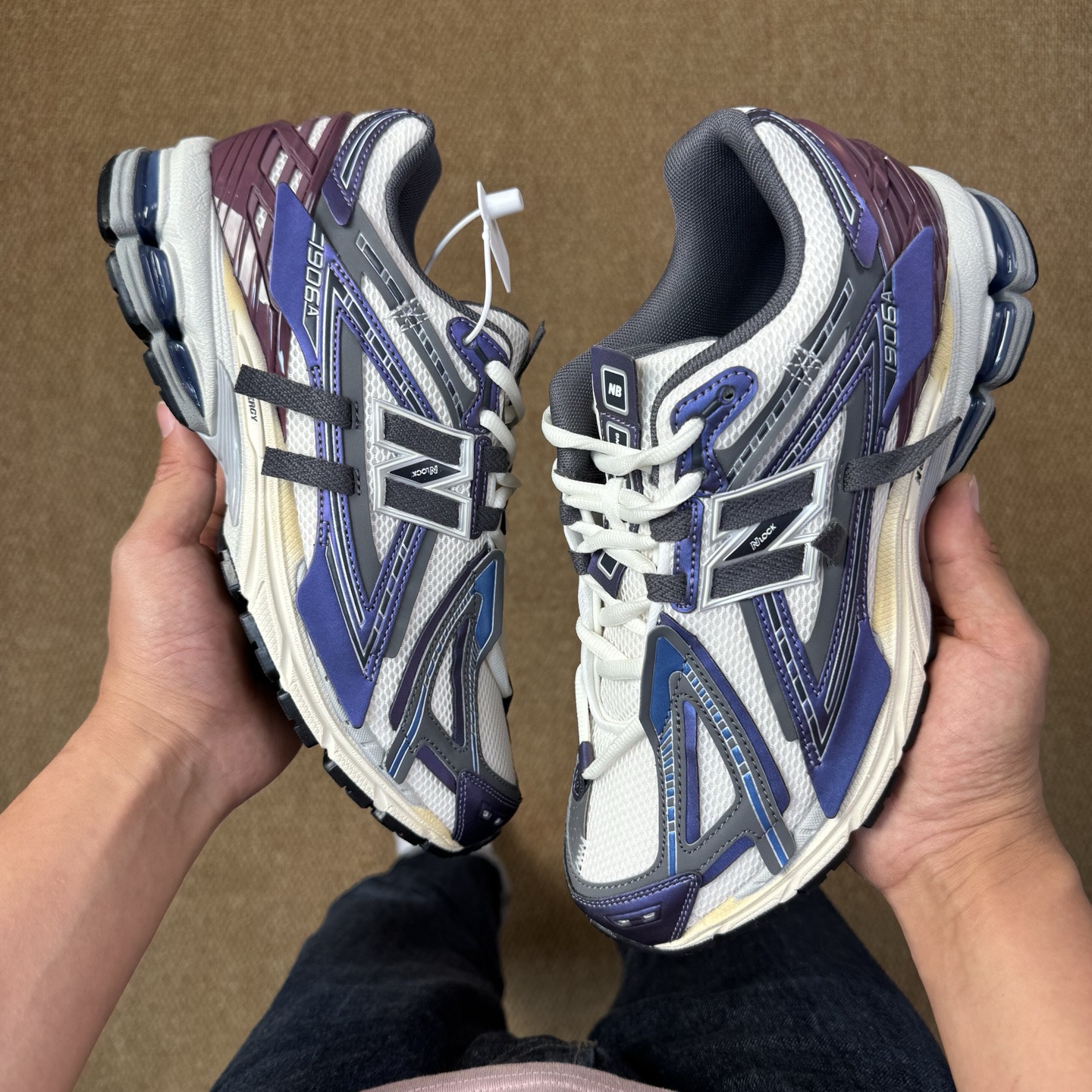 New Balance Sneakers-201