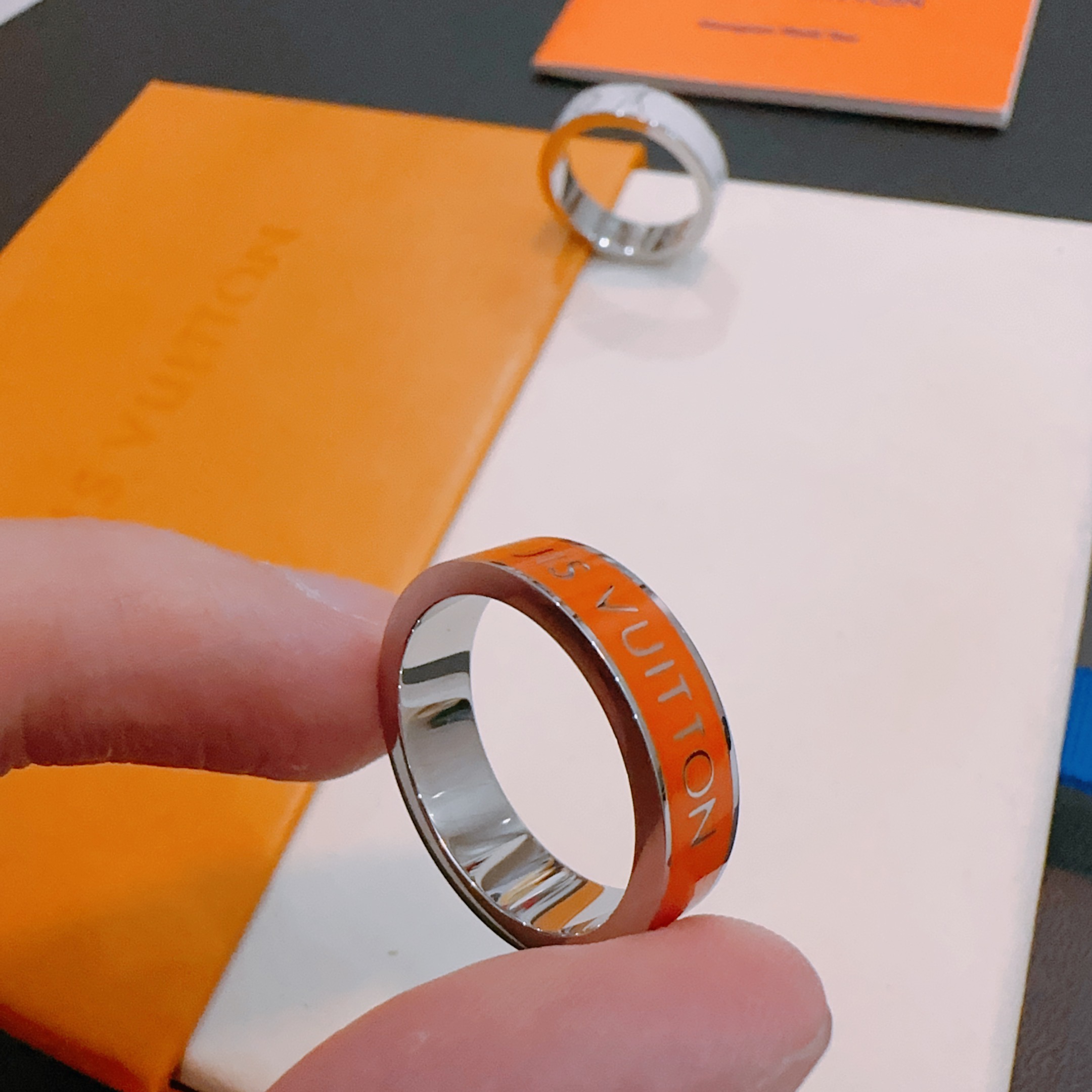 LV ring-26