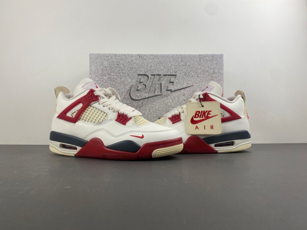 Air Jordan 4