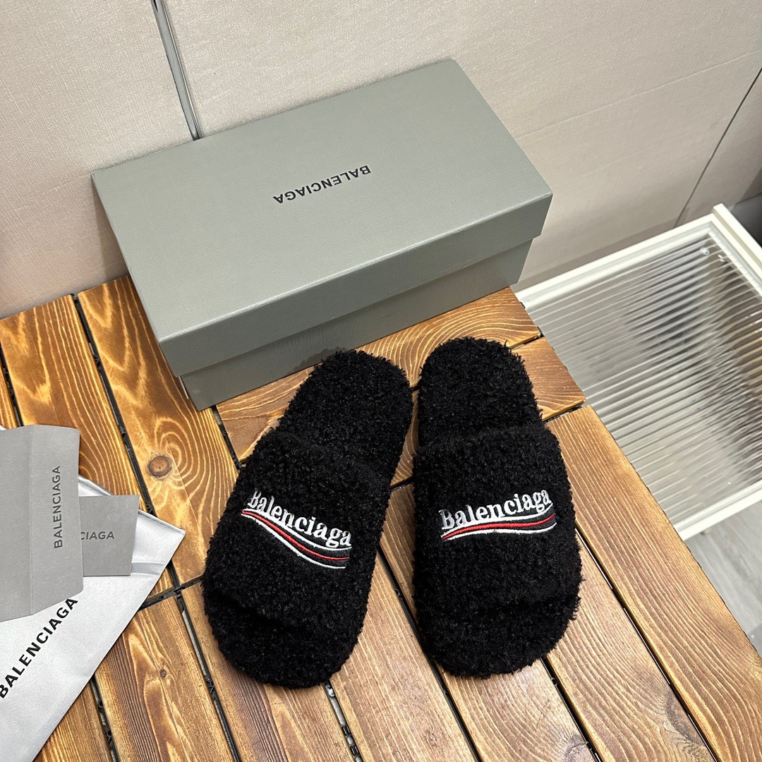 Balenciaga Summer footwear