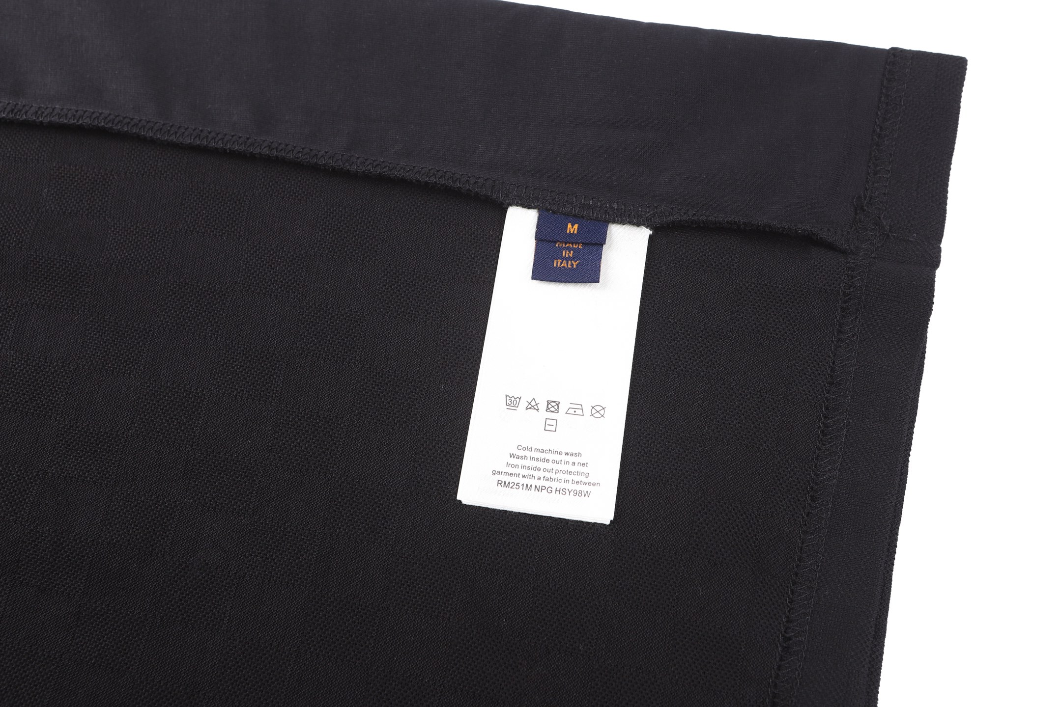 LV clothing-220