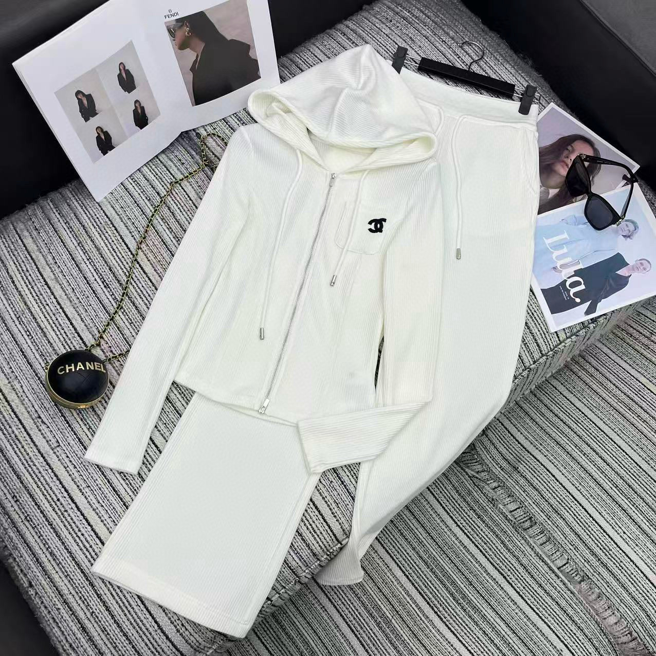 Chanel Clothing-59