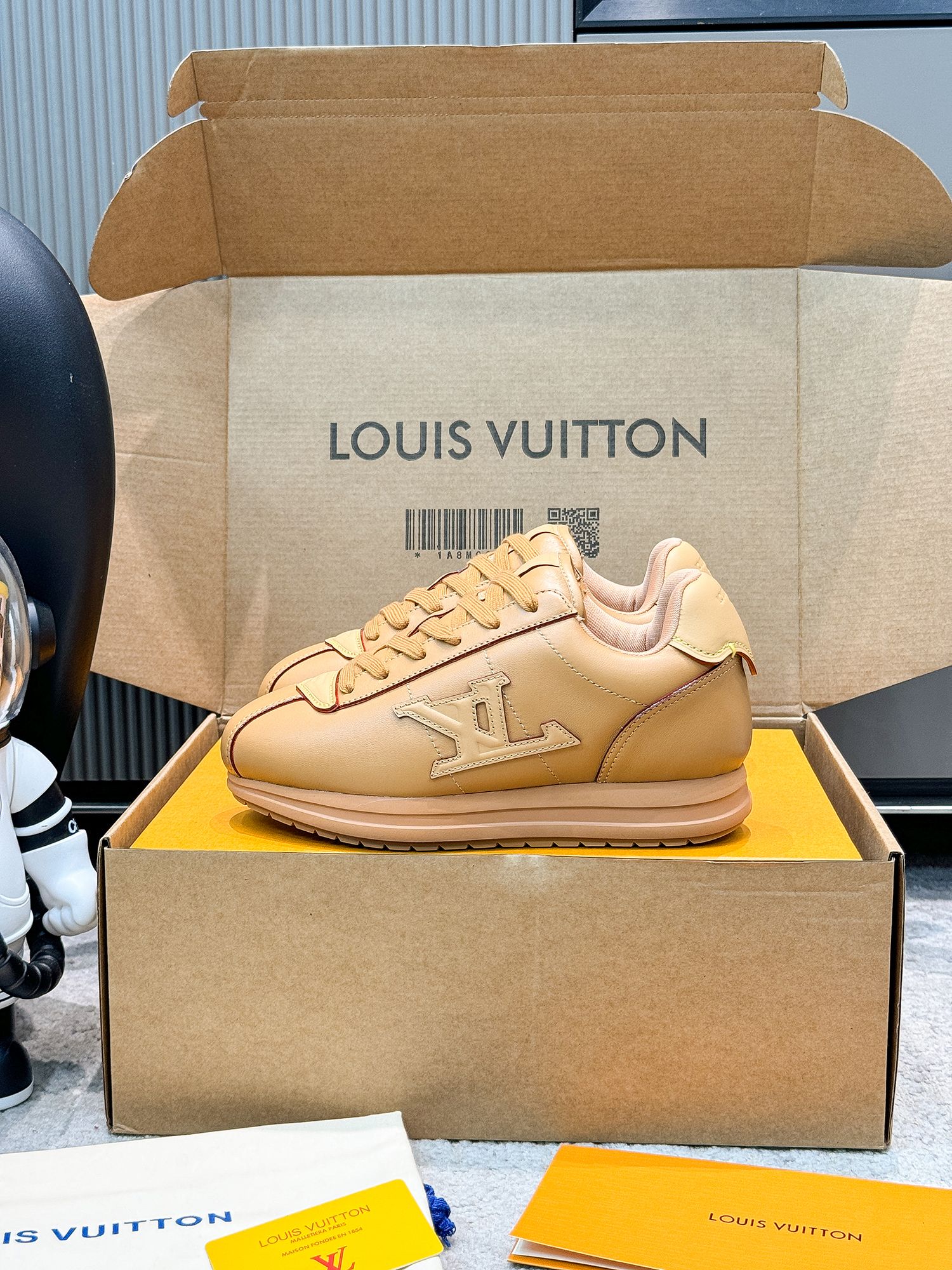 Lv Sneakers-13