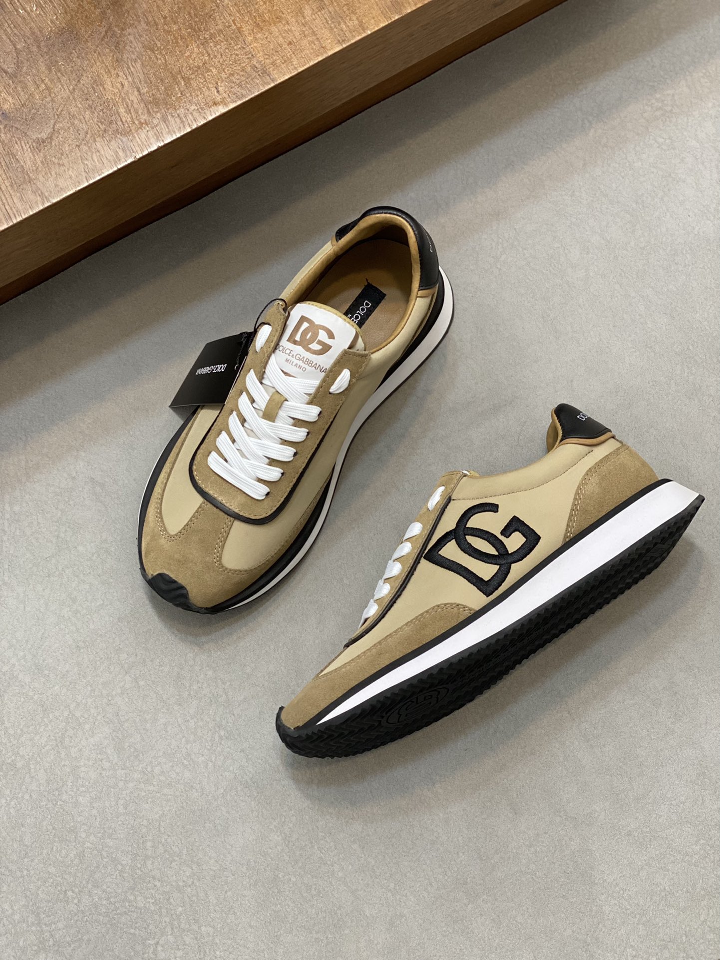 D&G Sneakers-115