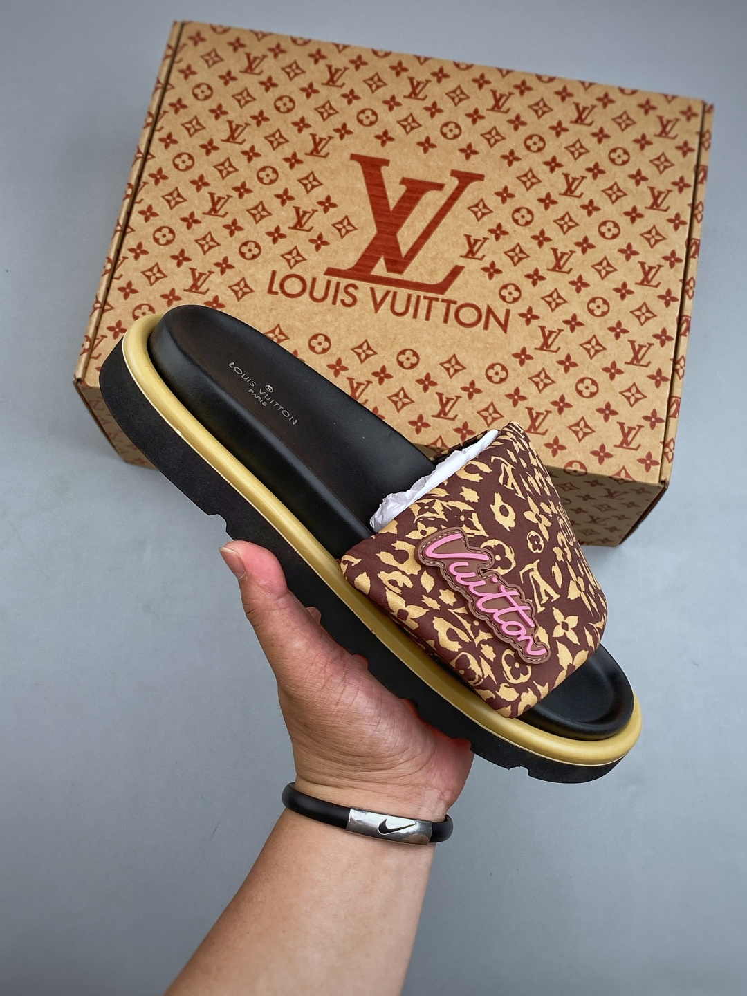 LV Summer footwear