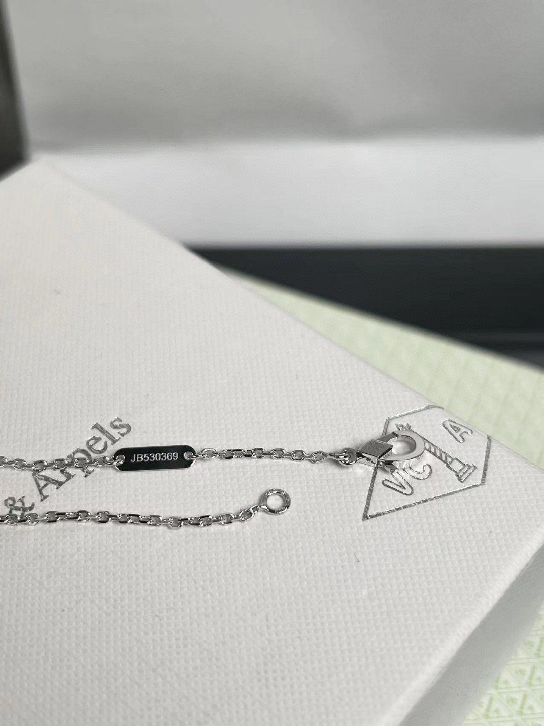 Van Cleef & Arpels necklace-51