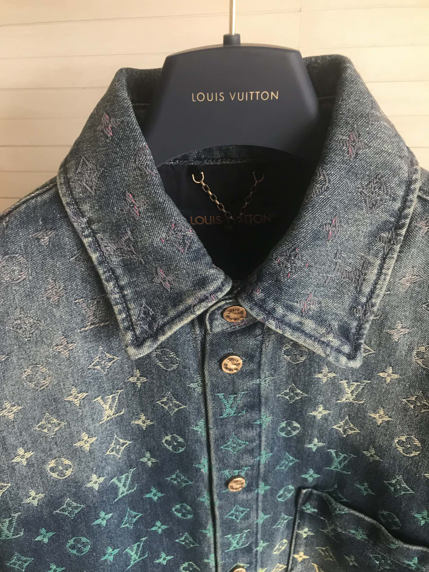 LV Clothing-15