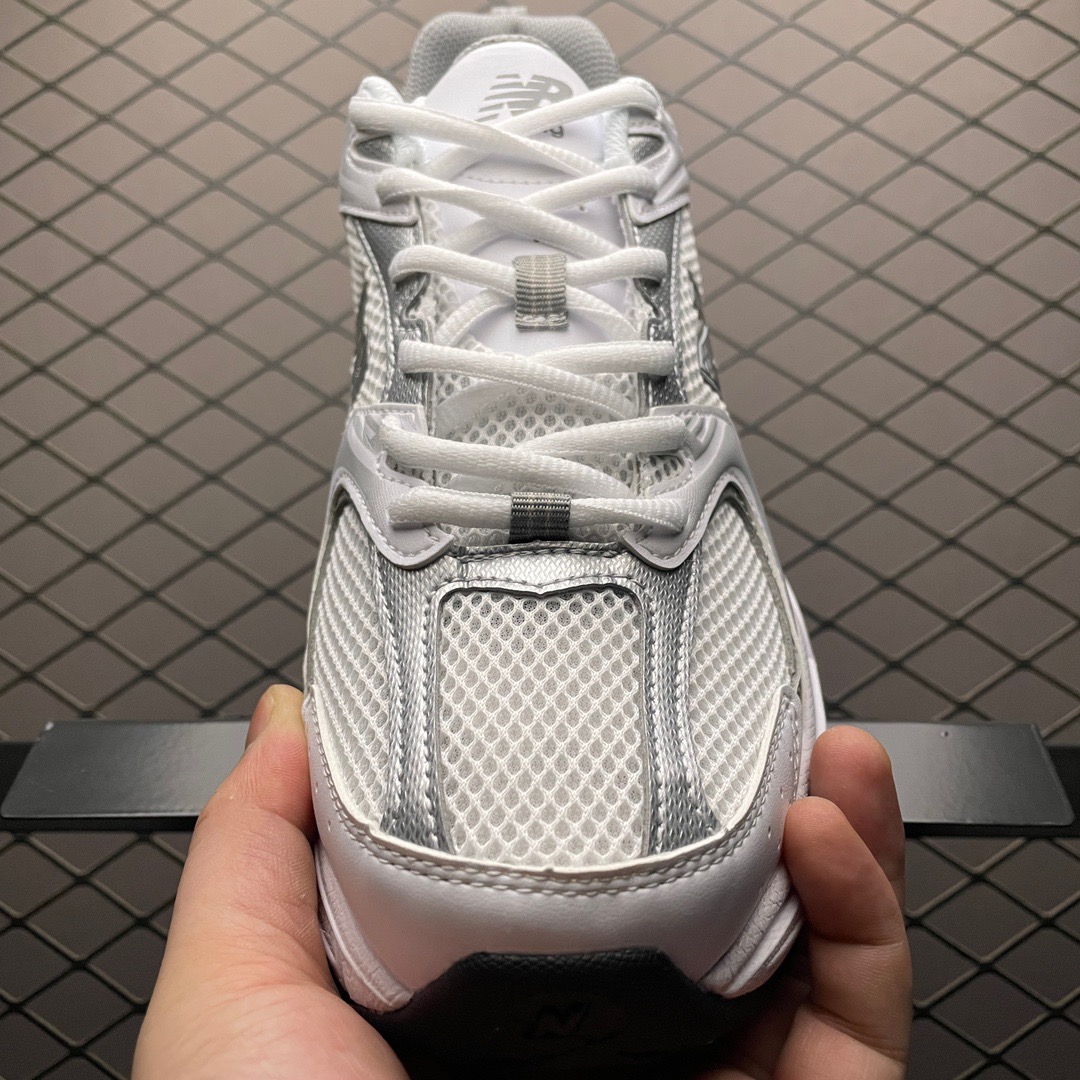 New Balance Sneakers-4