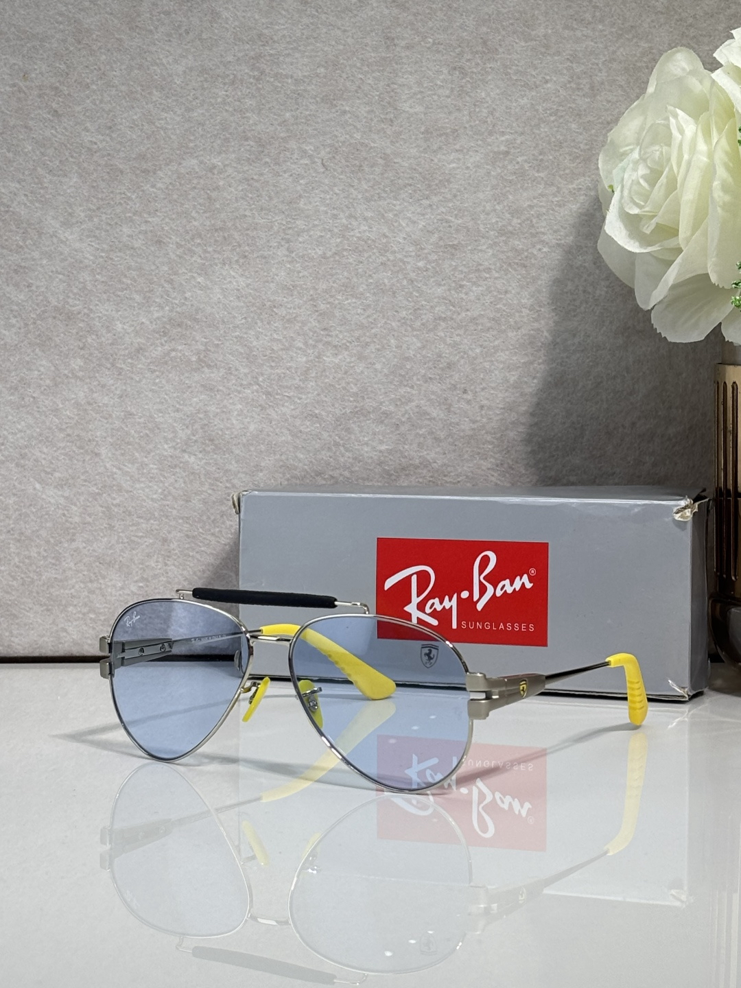 Ray-Ban glasses-1