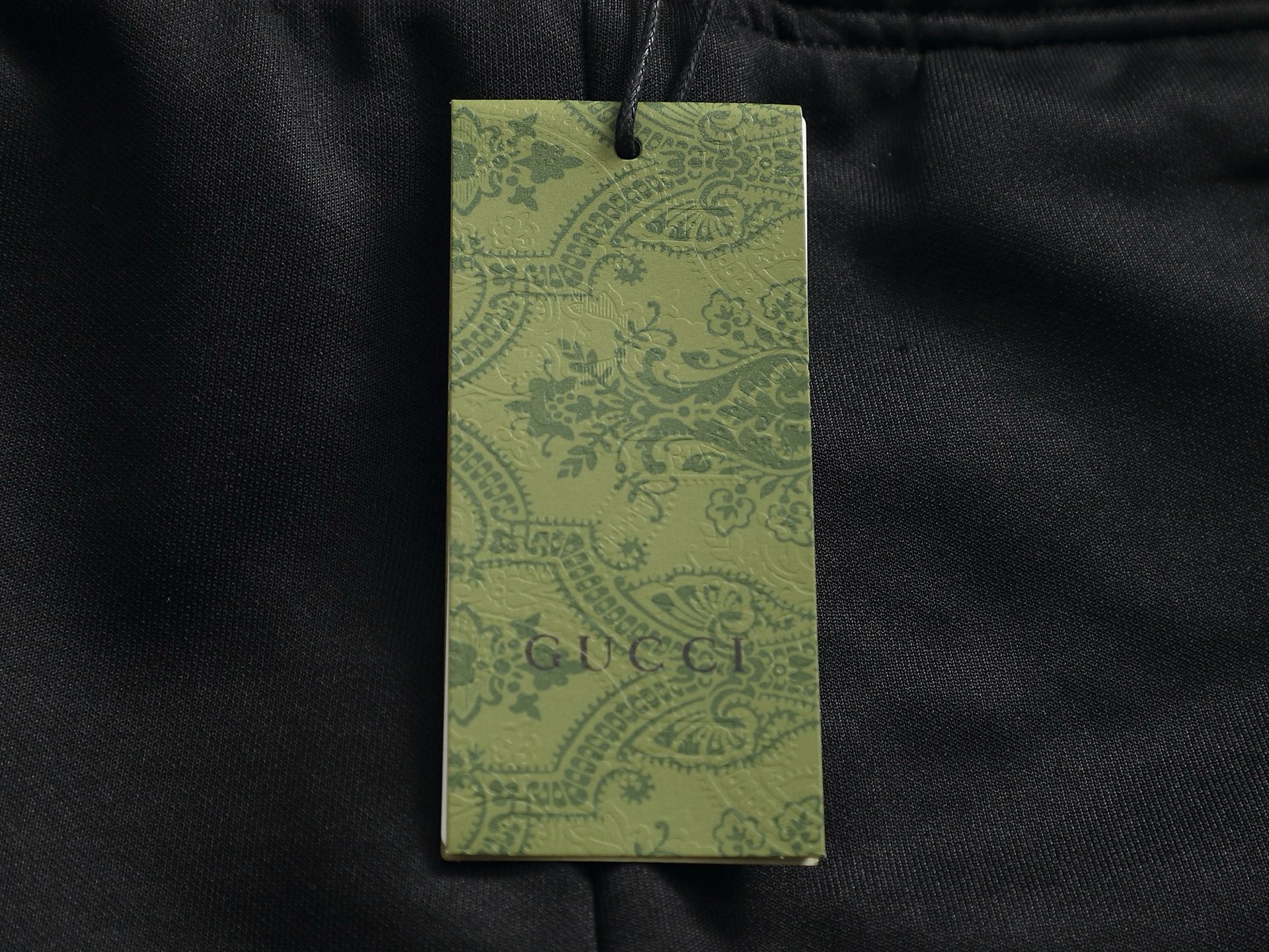 Gucci clothing-254