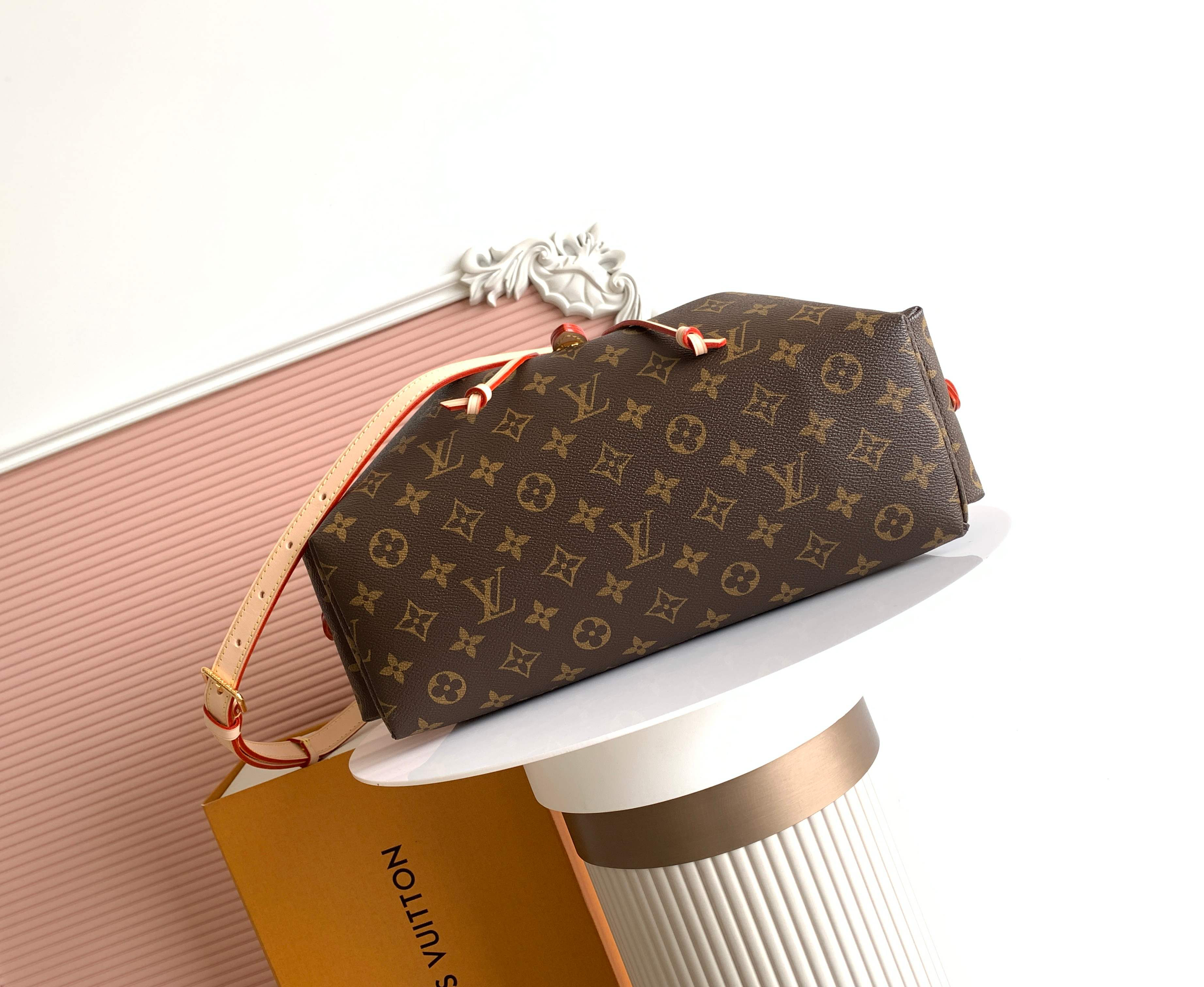 Louis Vuitton Hot New Product-3