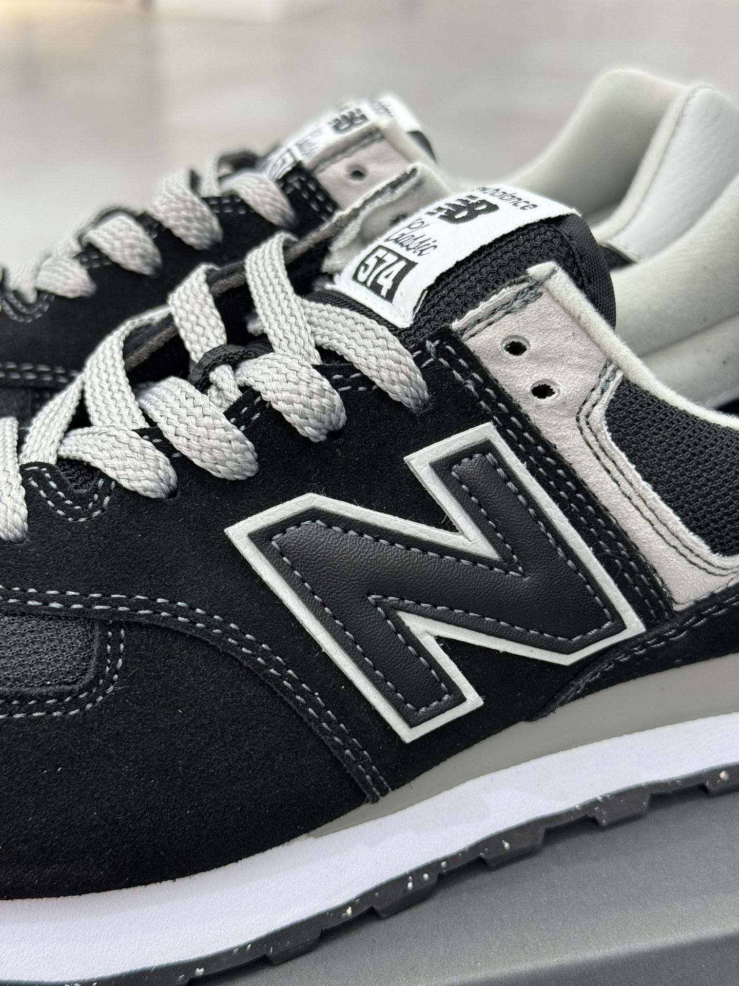 New Balance Sneakers-180
