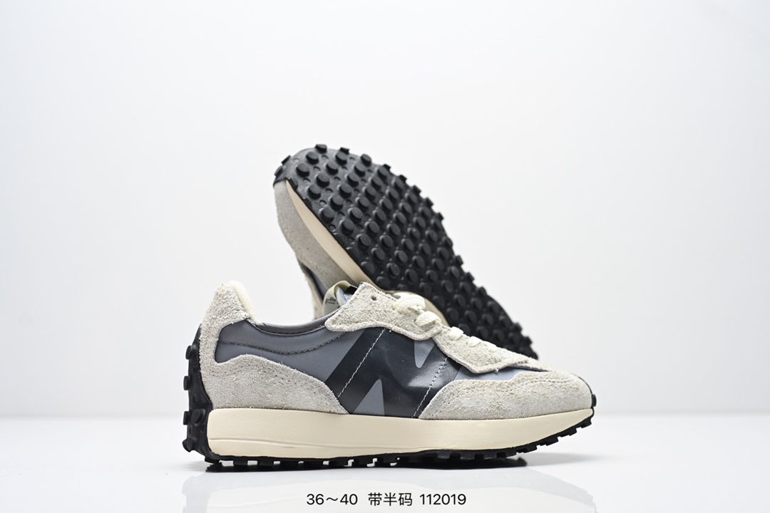 New Balance Sneakers-108
