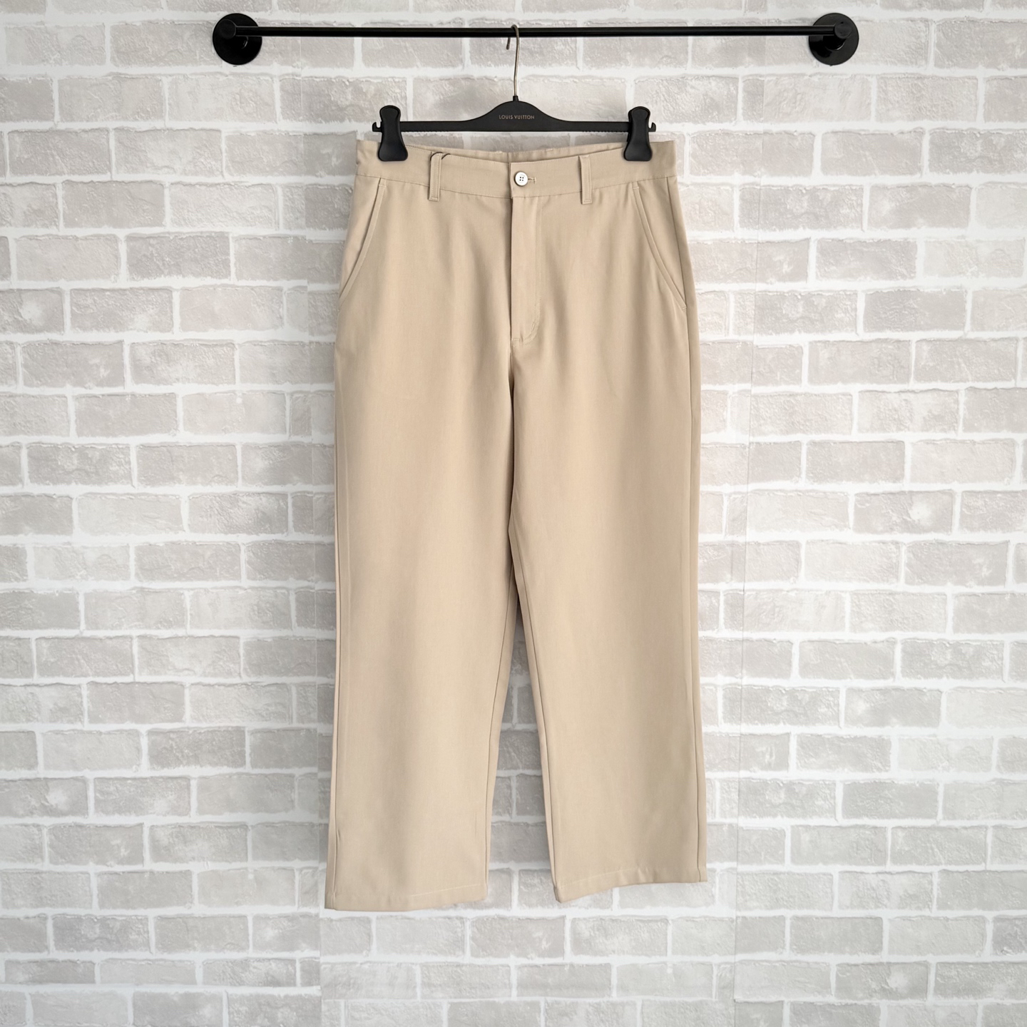 LV Clothing-93