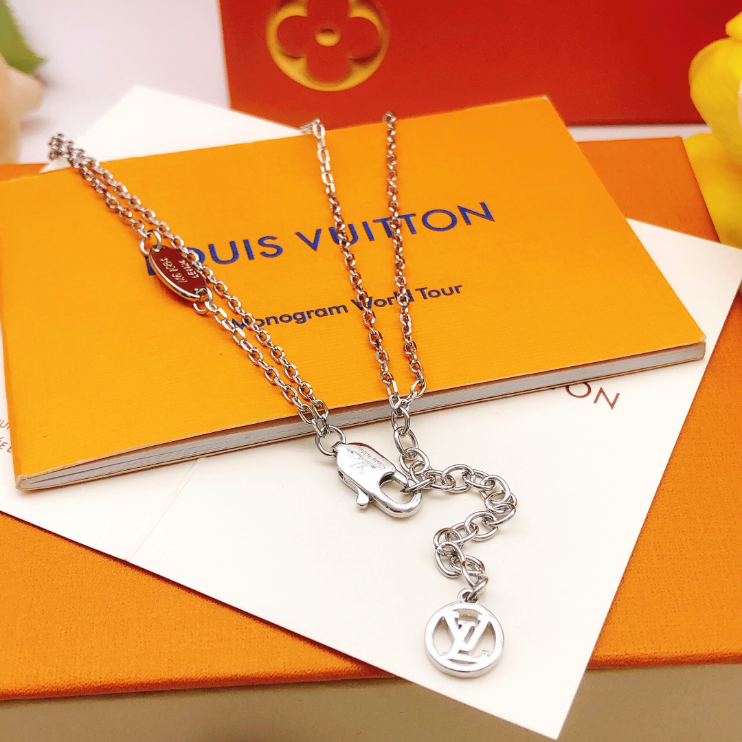 LV necklace-68