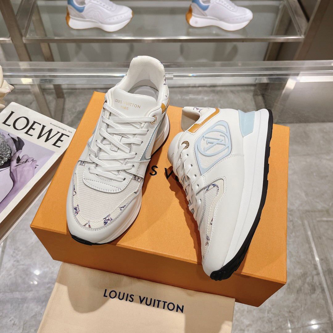 Lv Sneakers-214