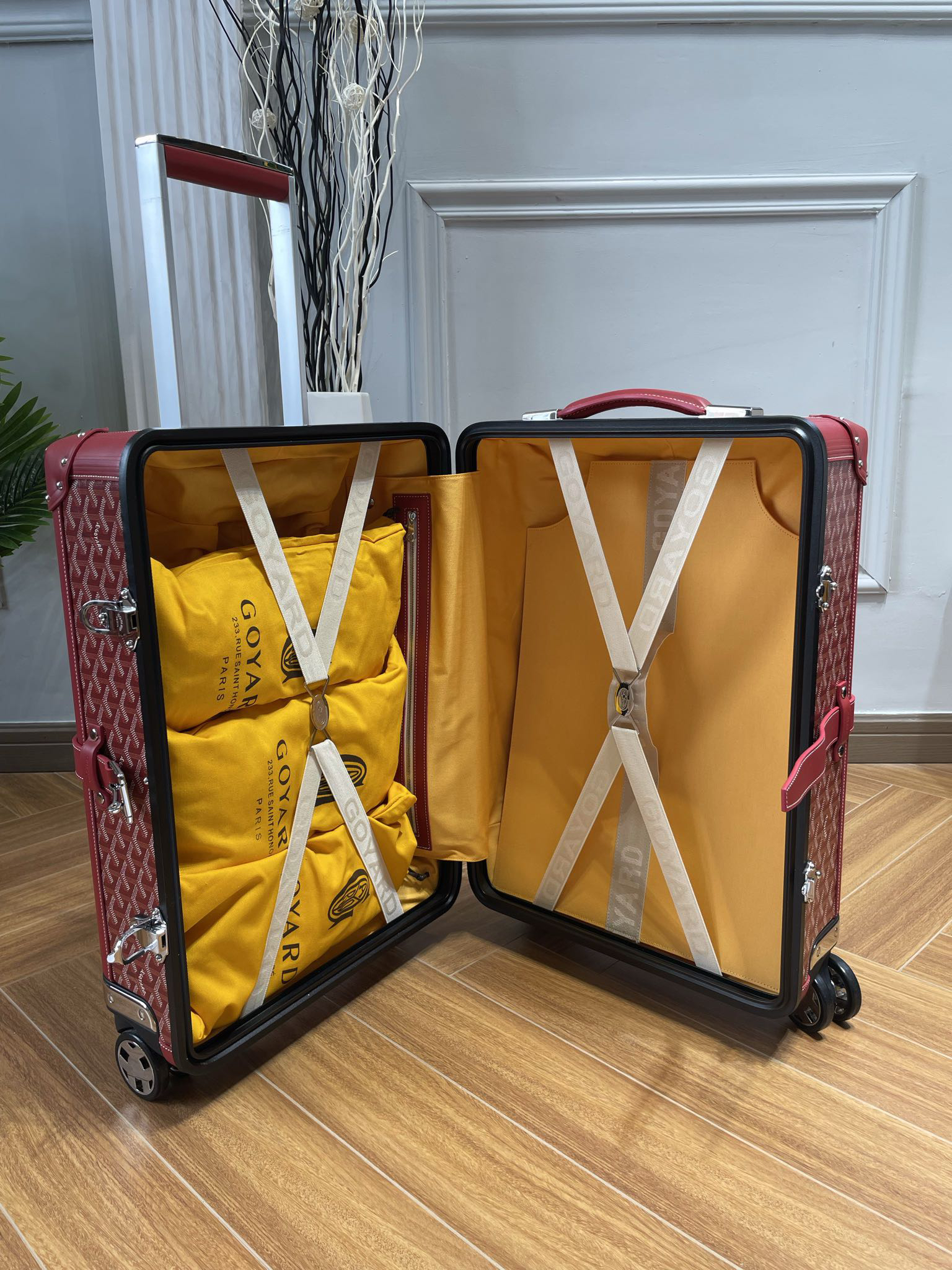 Goyard luggage-32
