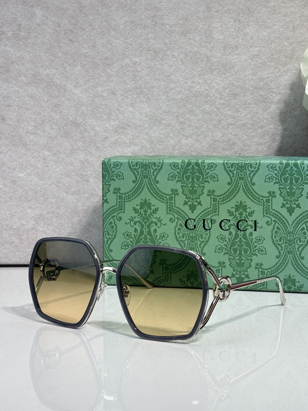 Gucci glasses-21
