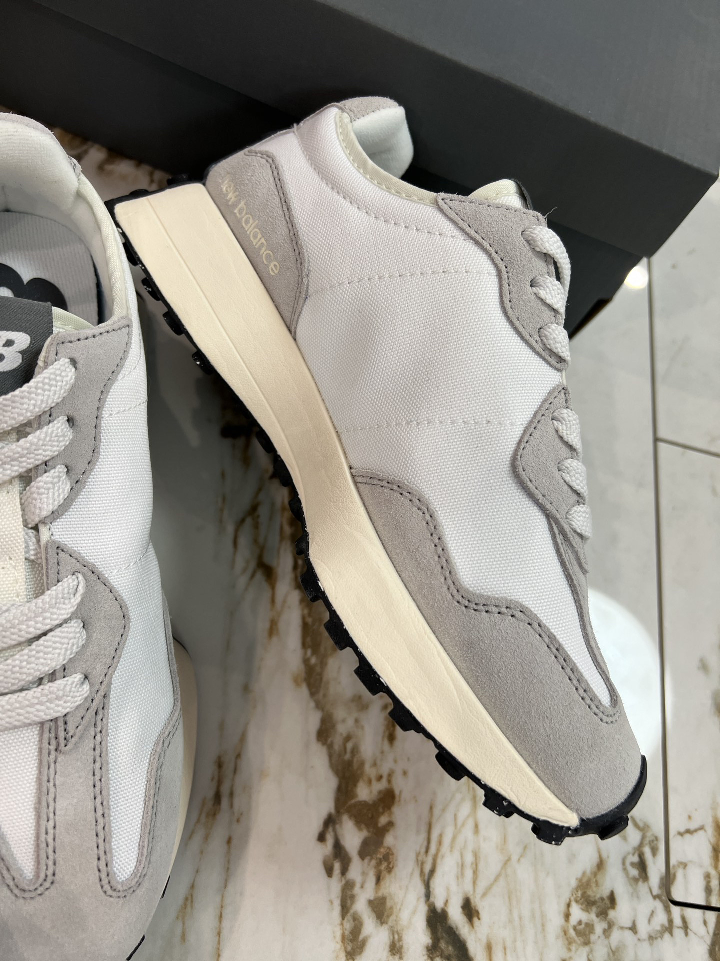 New Balance Sneakers-135