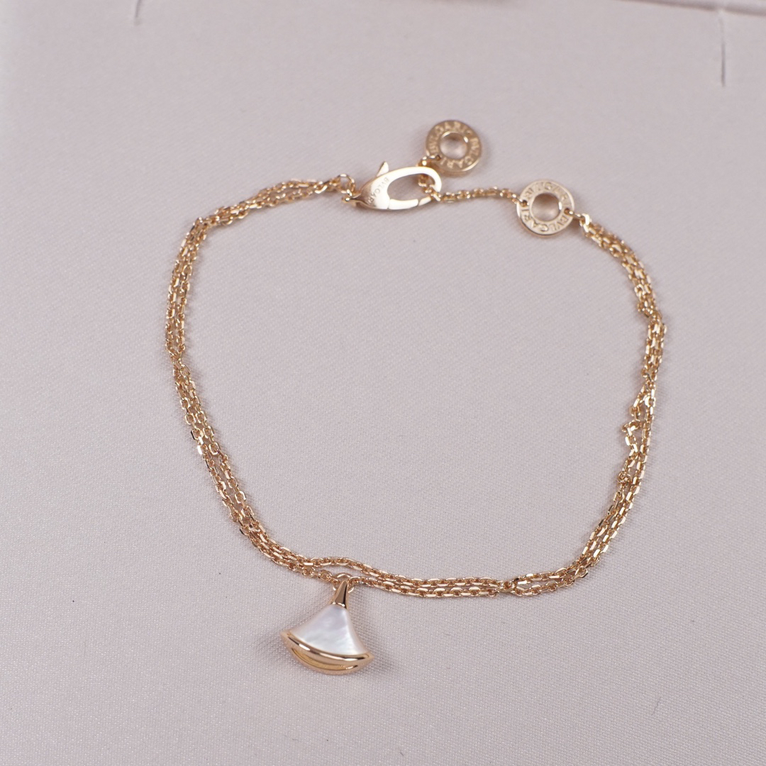 Bottega Veneta Bracelet-7