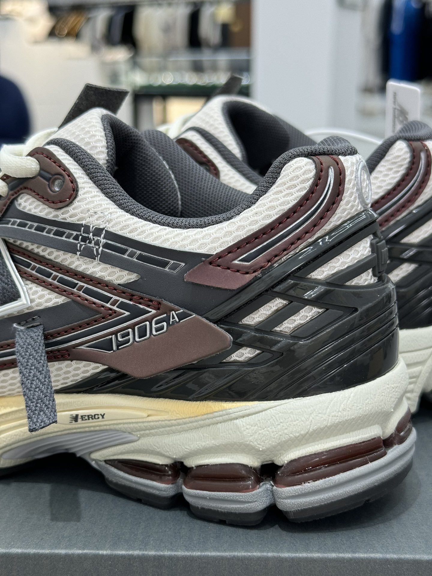 New Balance Sneakers-190