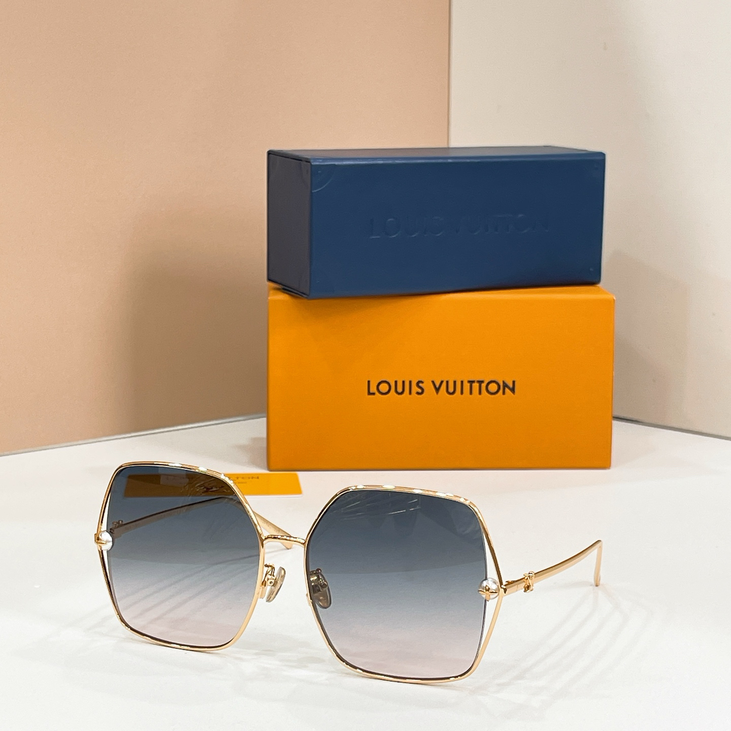 LV glasses-35