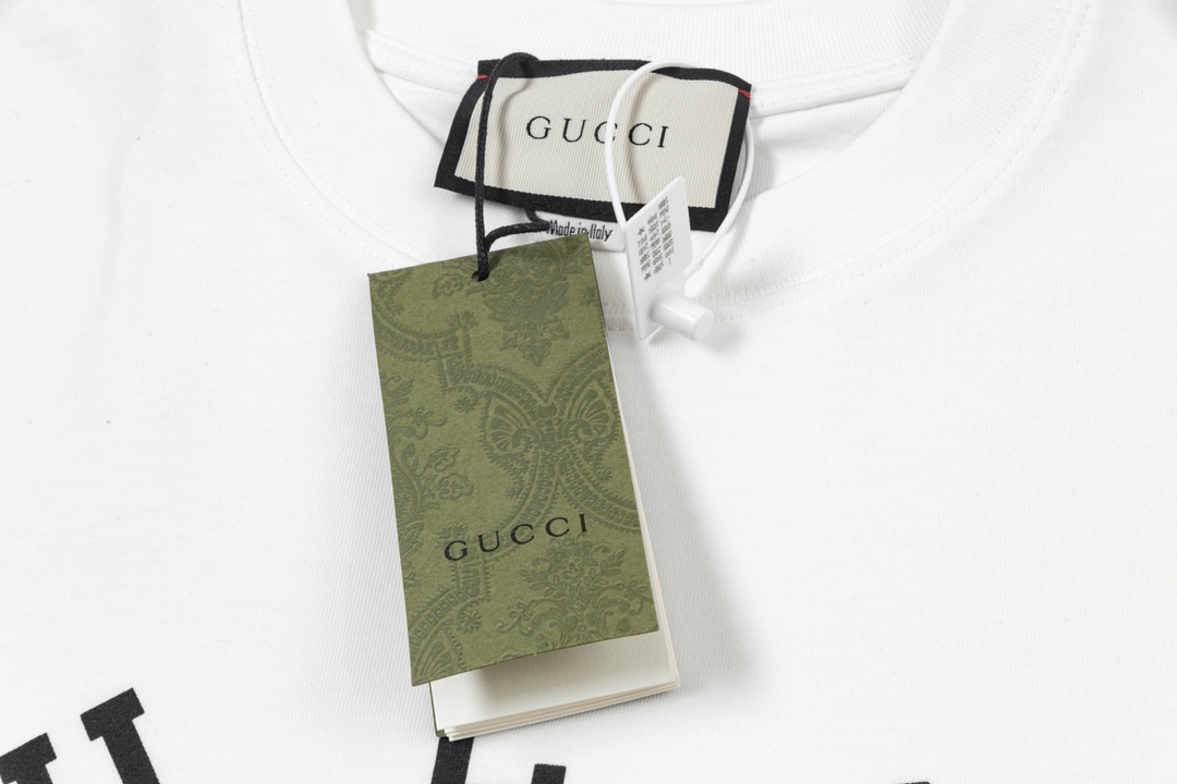 Gucci clothing-85