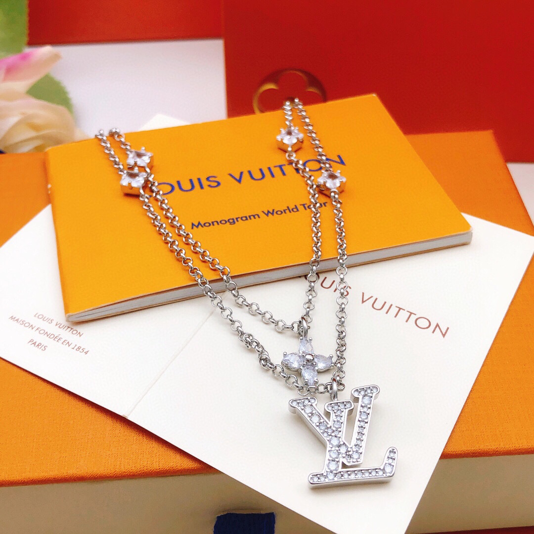 LV necklace-69