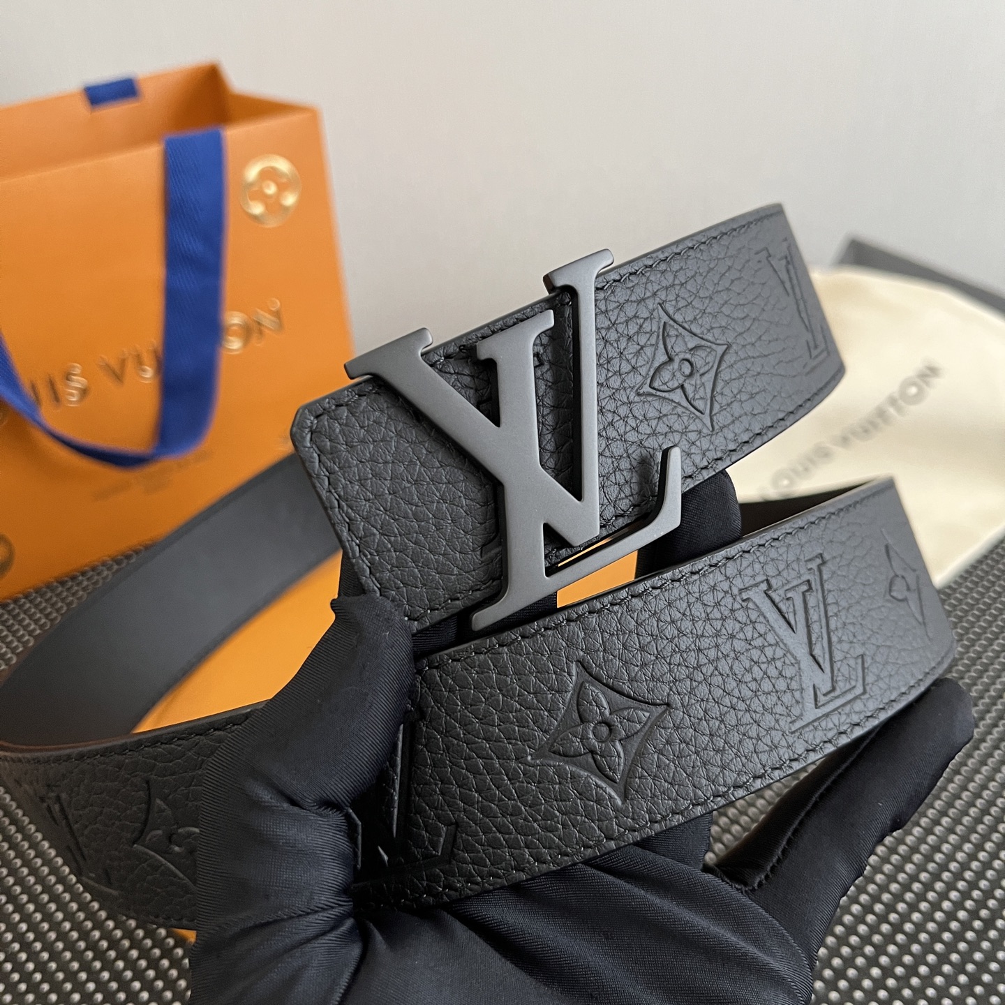 Lv belt-125