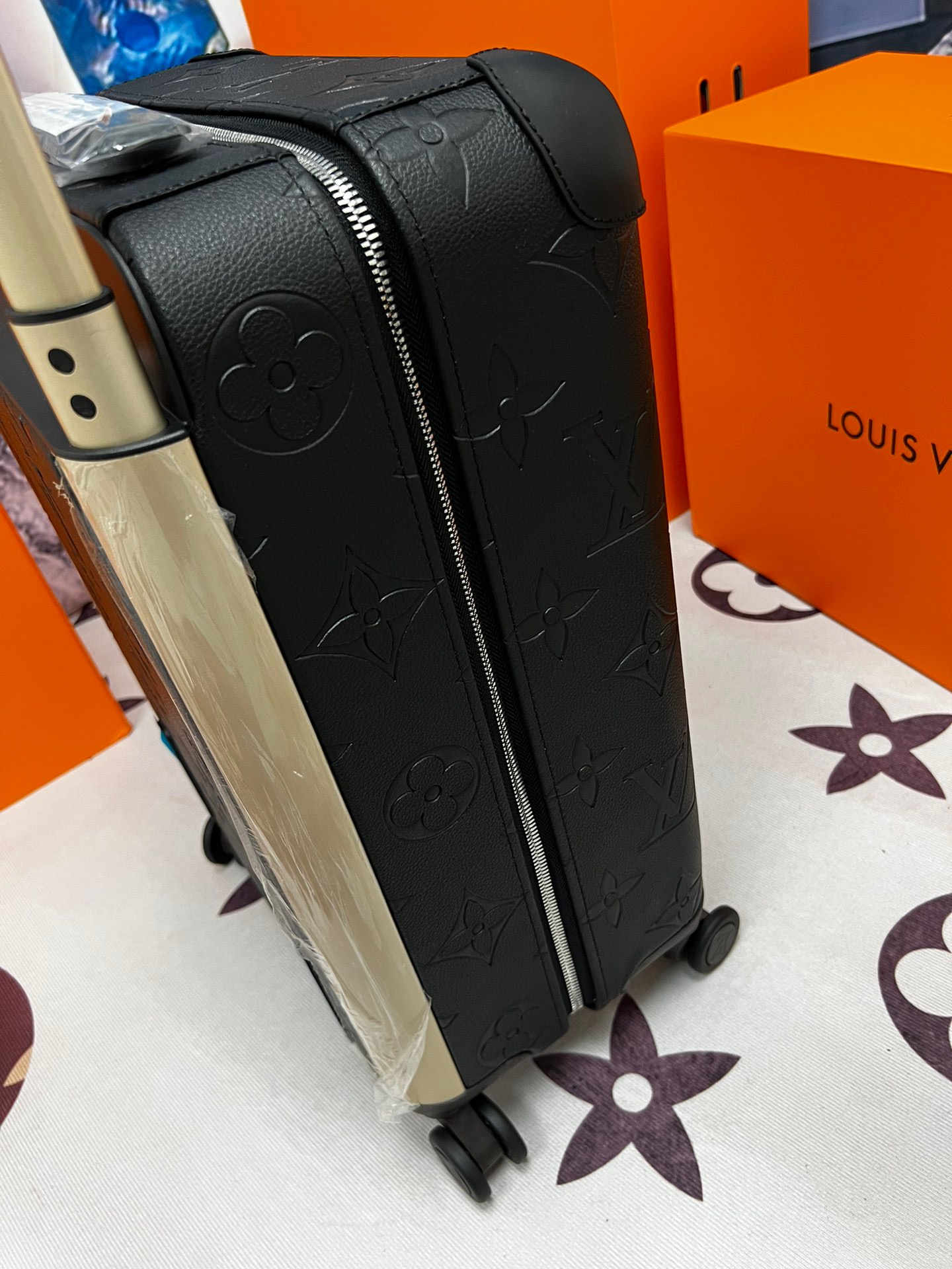 LV luggage-36