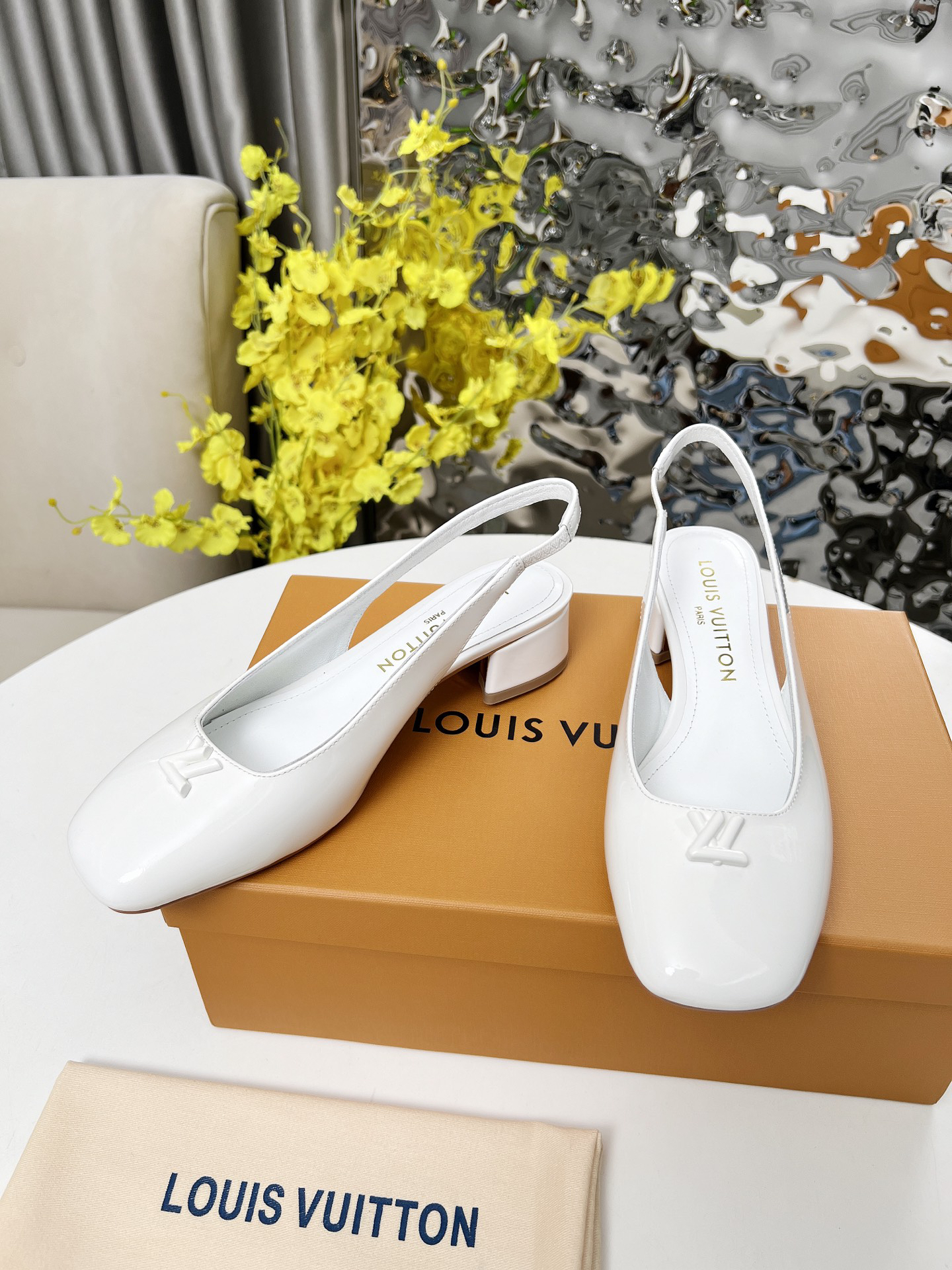 LV Summer footwear