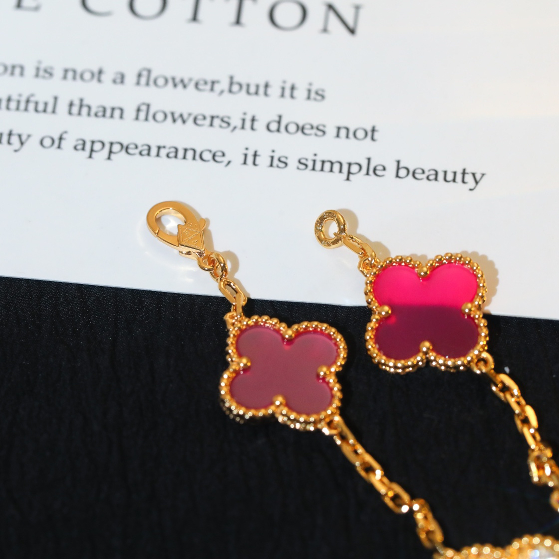 Van Cleef & Arpels Bracelet-72