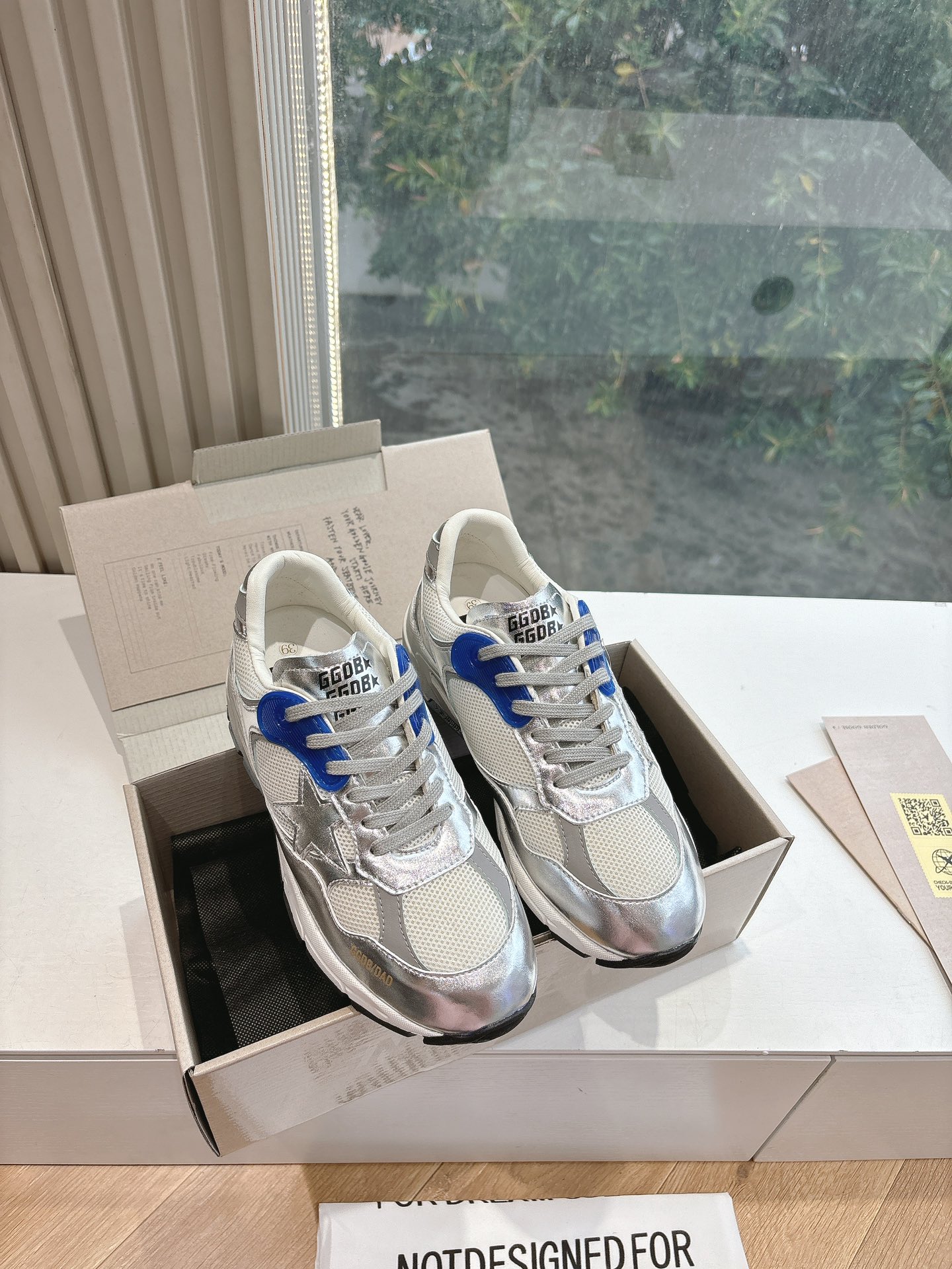 Golden Goose Sneakers-20